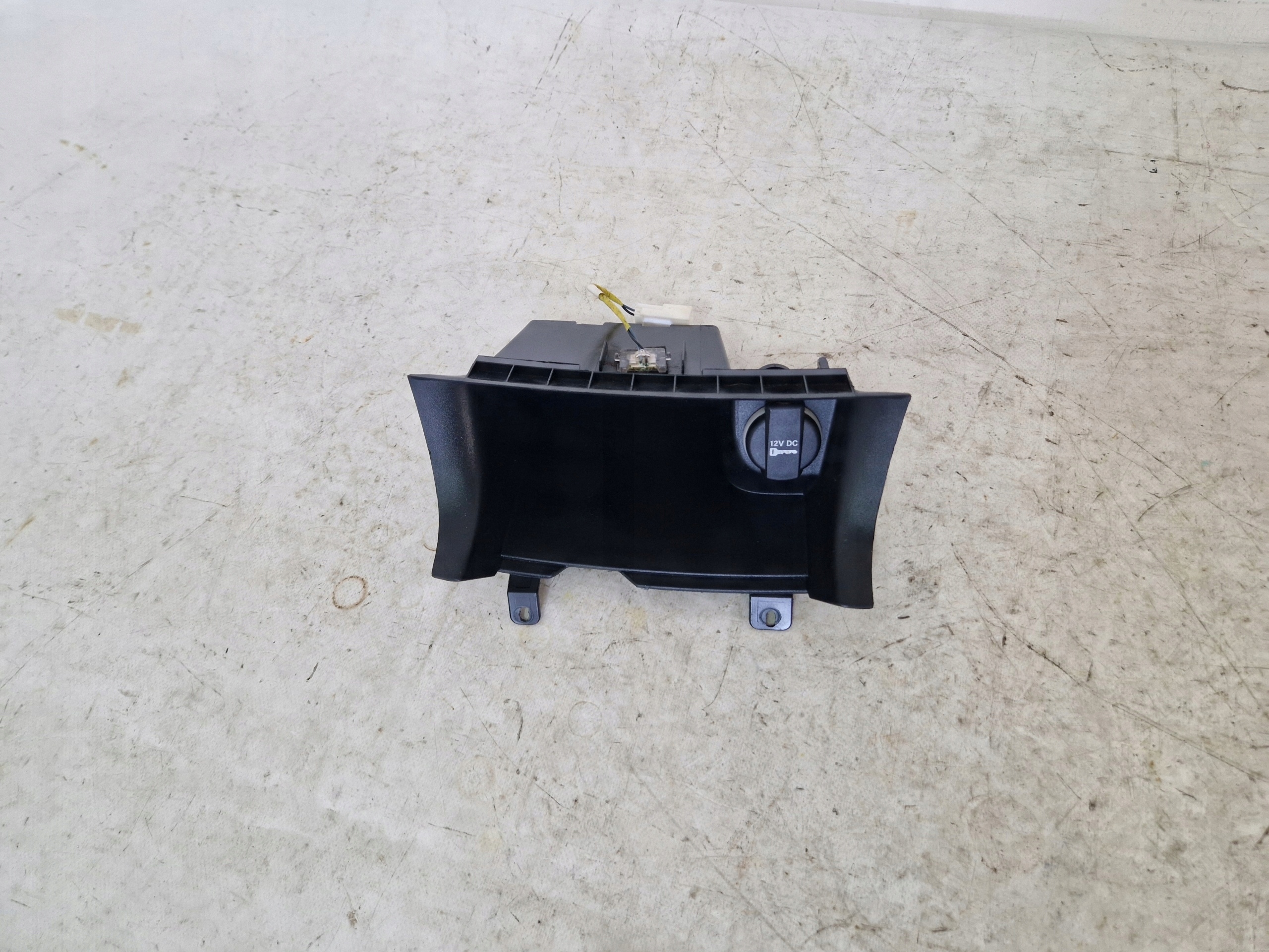 DODGE CHARGER 2019 passenger compartment adapter 12V L0199025AB S5VN15DX9AB