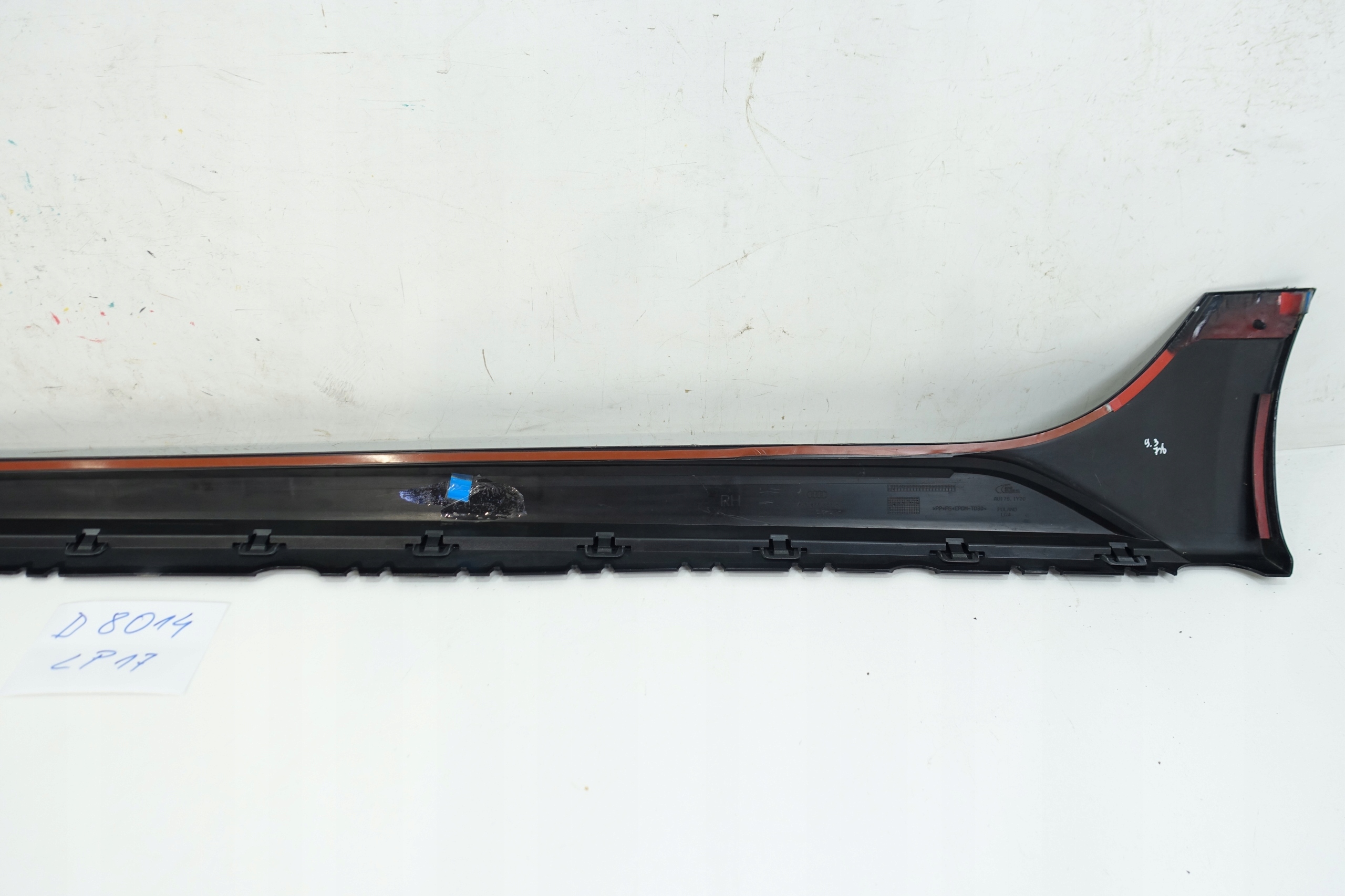 moulding threshold right AUDI A4 B9 LIFT ALLROAD 2019