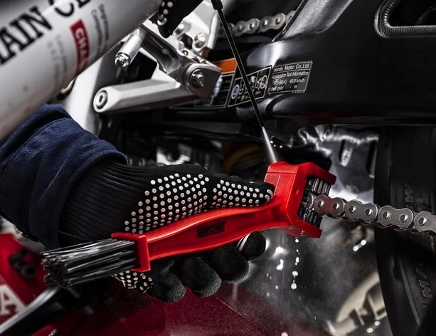 Zestaw do konserwacji łańcucha Ipone Off-road Atv Waga produktu z opakowaniem jednostkowym 3 kg