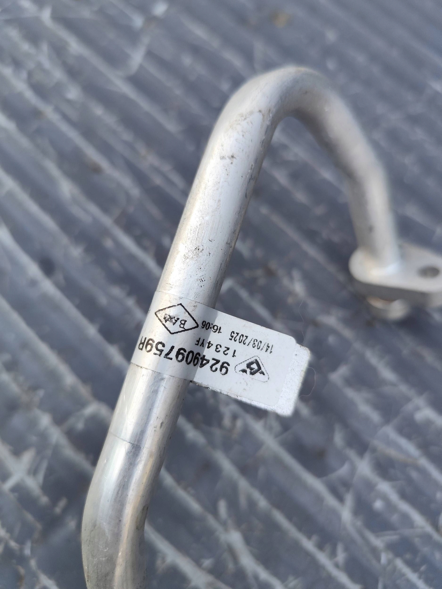 RENAULT AUSTRAL vedení klimatizaci 924909759R