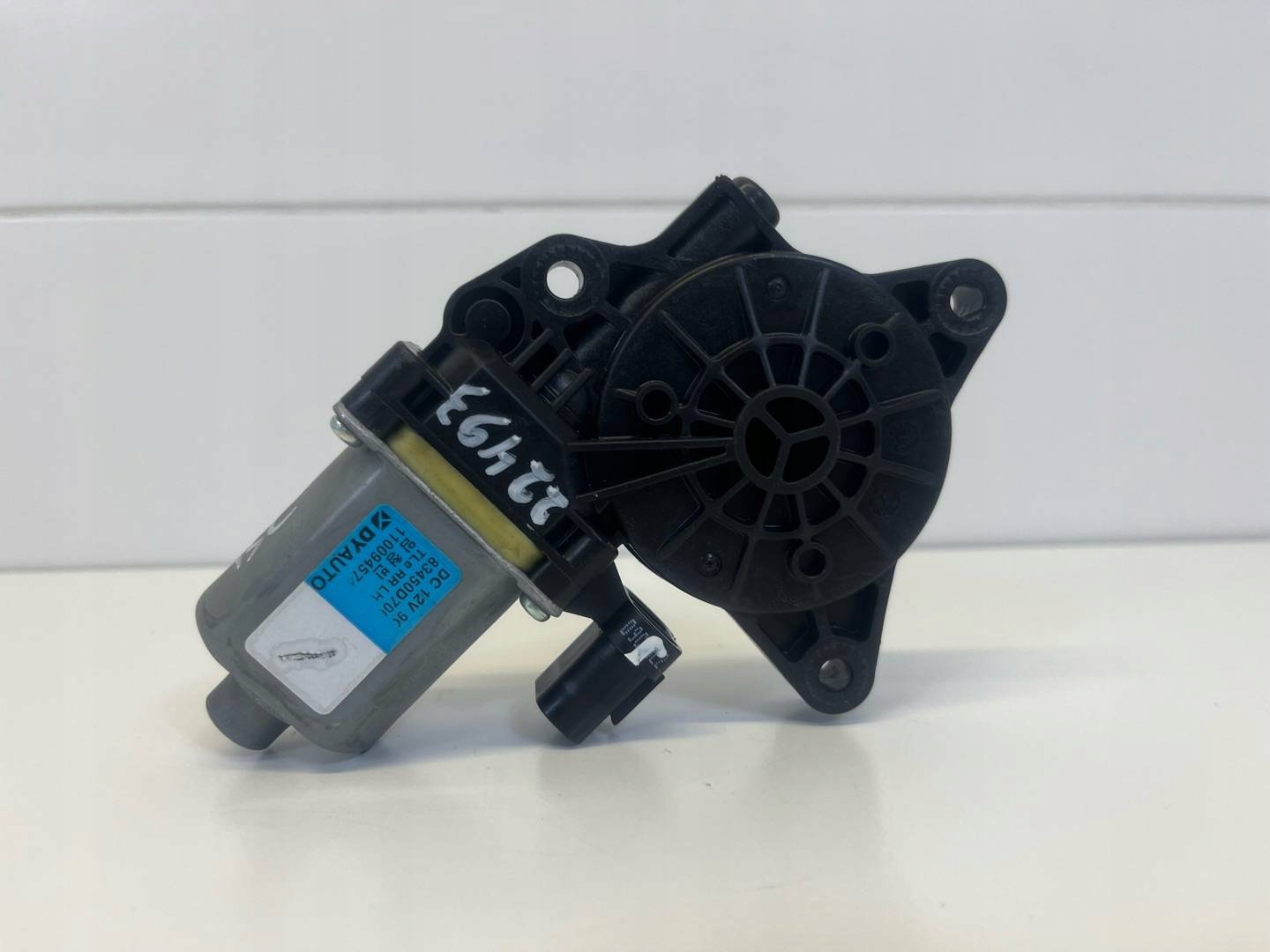 mini motor windows rear part left side Hyundai Tucson 3 facelift 2019 83450D700