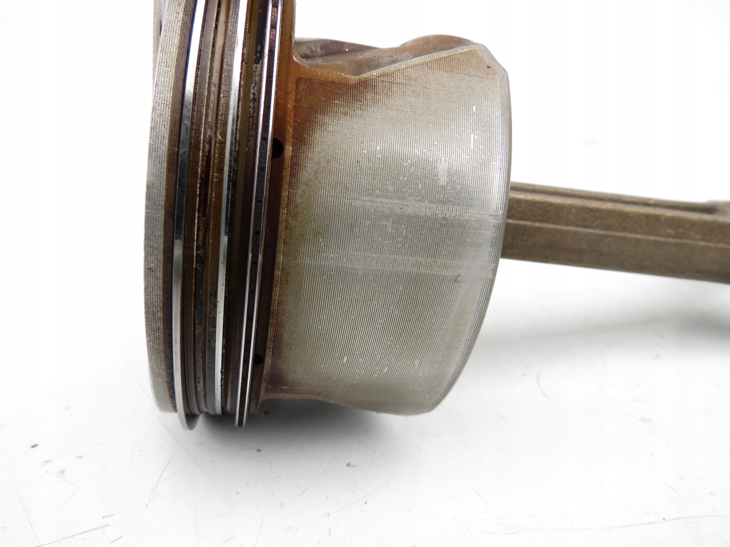 piston + connecting rod M48.01 PORSCHE CAYENNE 7L 4.8 V8