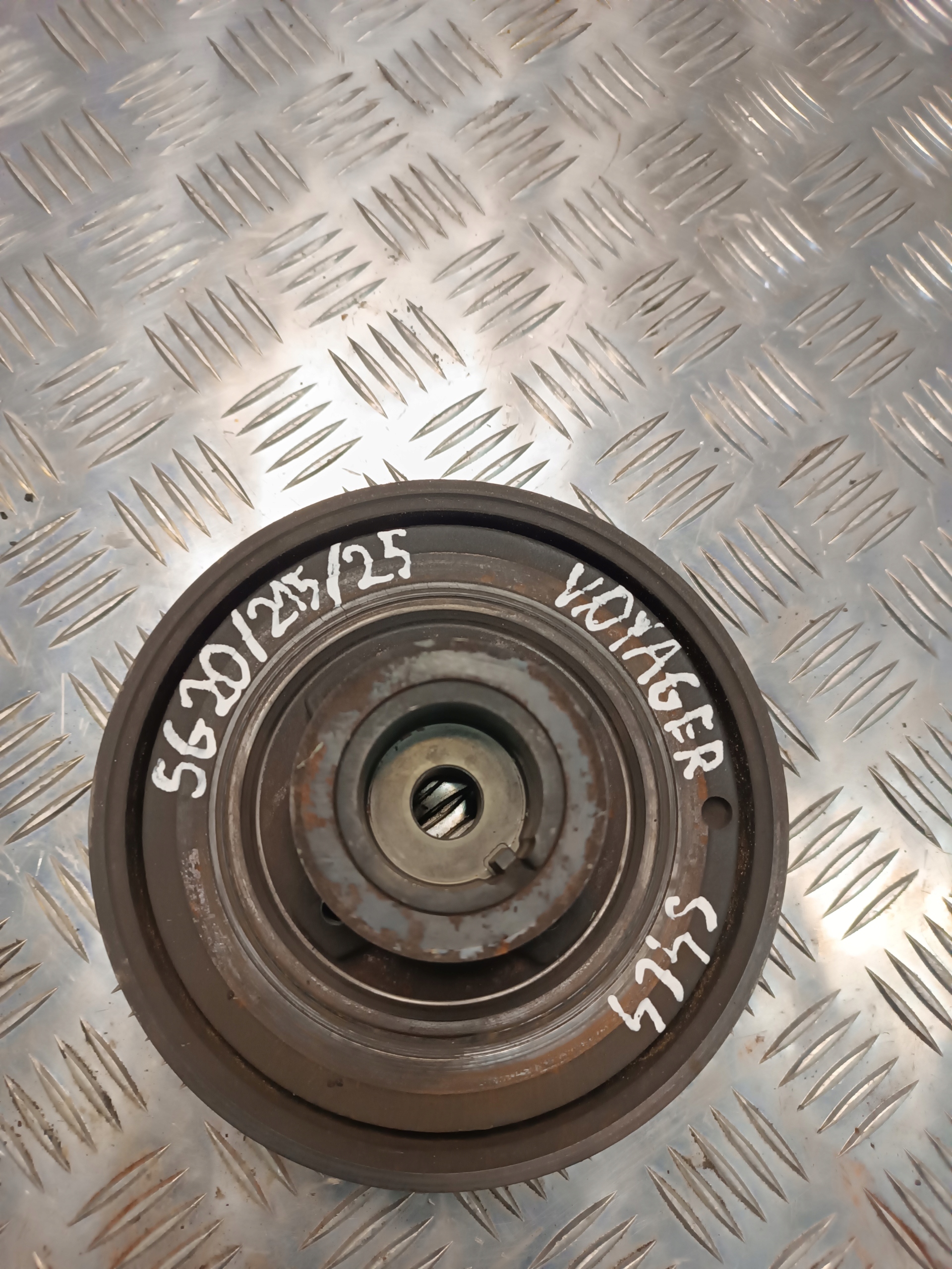 pulley VOYAGER CHRYSLER IV 2.5CRD 2002r
