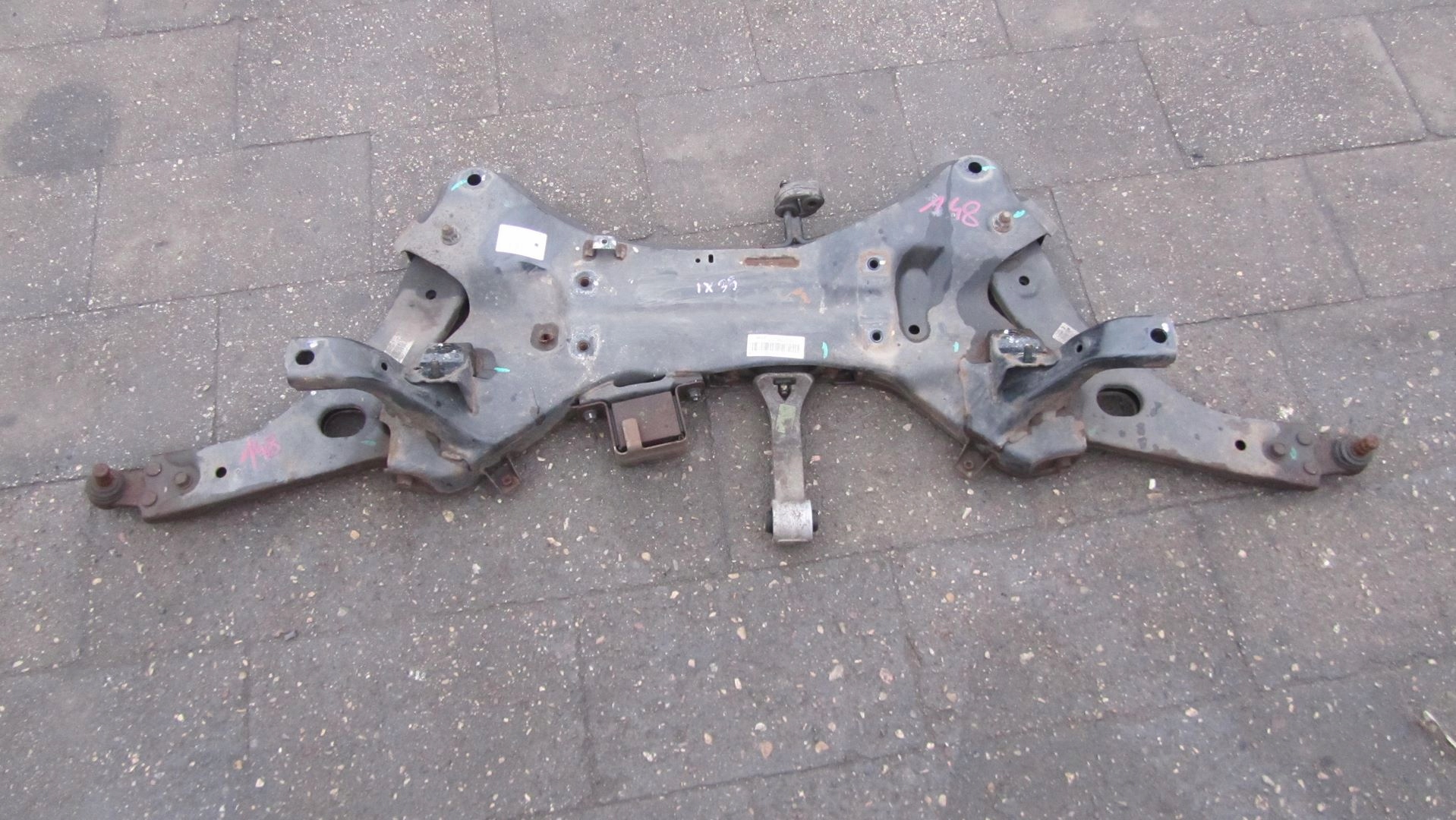 HYUNDAI IX35 САНИ ТЕЛЕЖКА ПЕРЕДНЯЯ 10-16 148