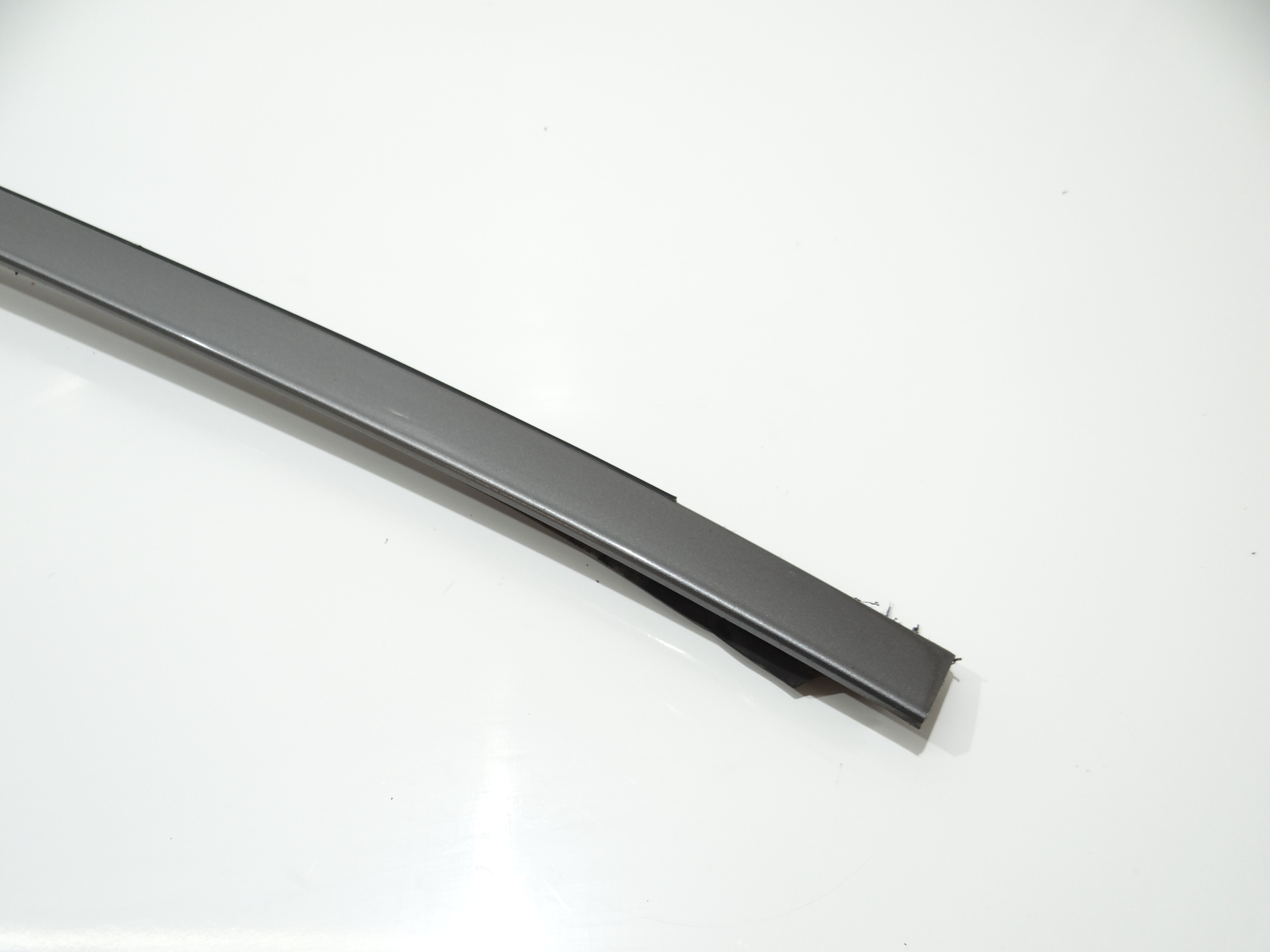 moulding windows CZOLOWEJ left BMW F11 A52 (16750983)