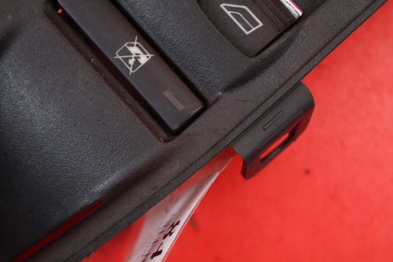 control panel of the window EU AM5T-14A132-CA FORD FOCUS MK3 11-15