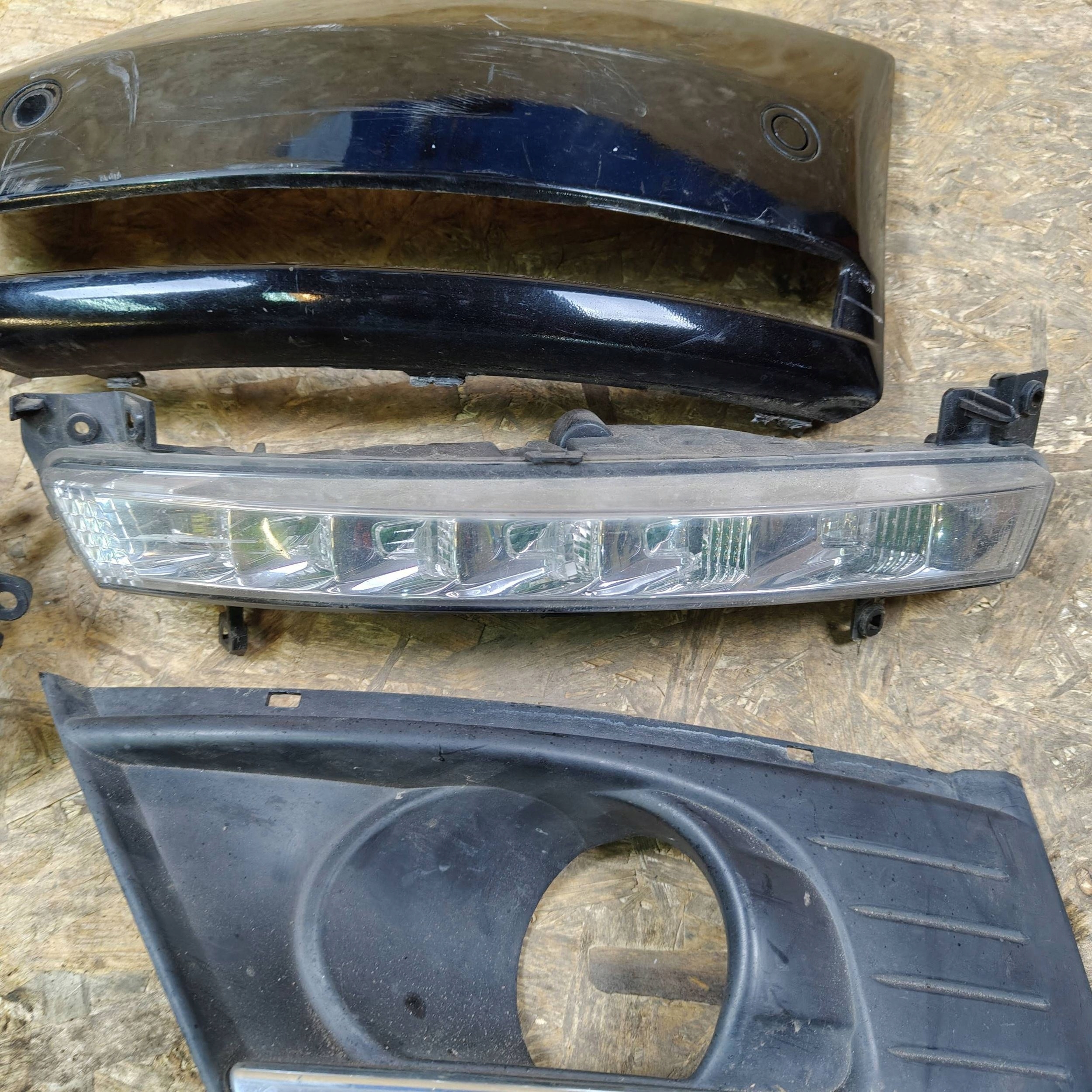 light fog lights front front side left Citroen C4 Picasso 17785001