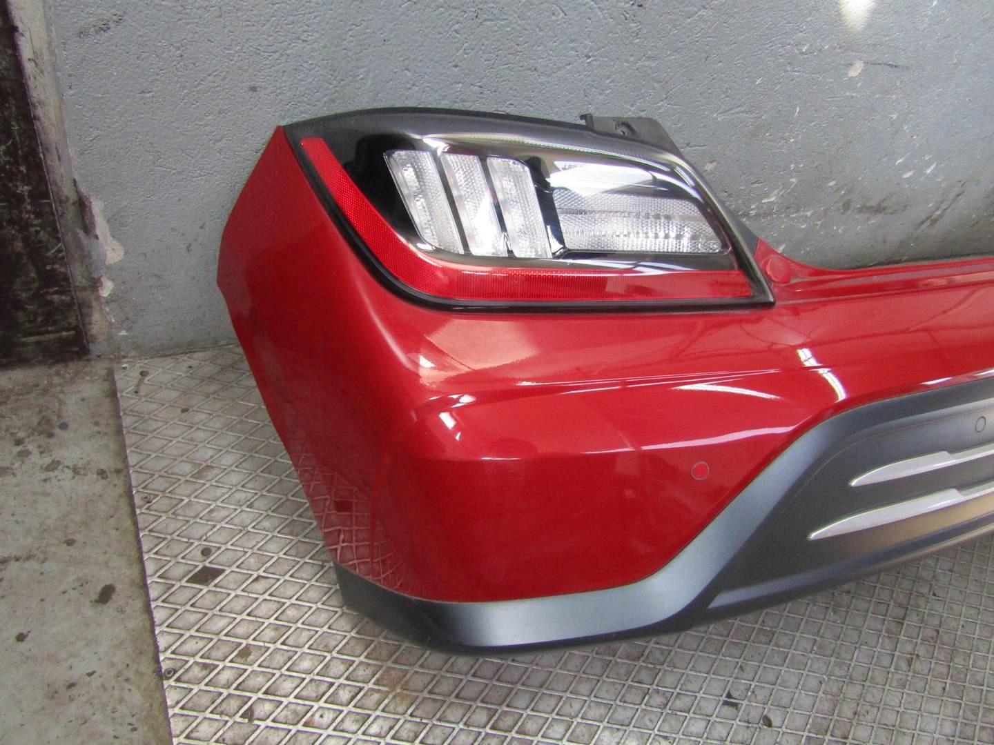 KONA EV ELECTRIC LIFT 22R ZDERZAK TYŁ TYLNY TYLNI Y2R Strona zabudowy tył