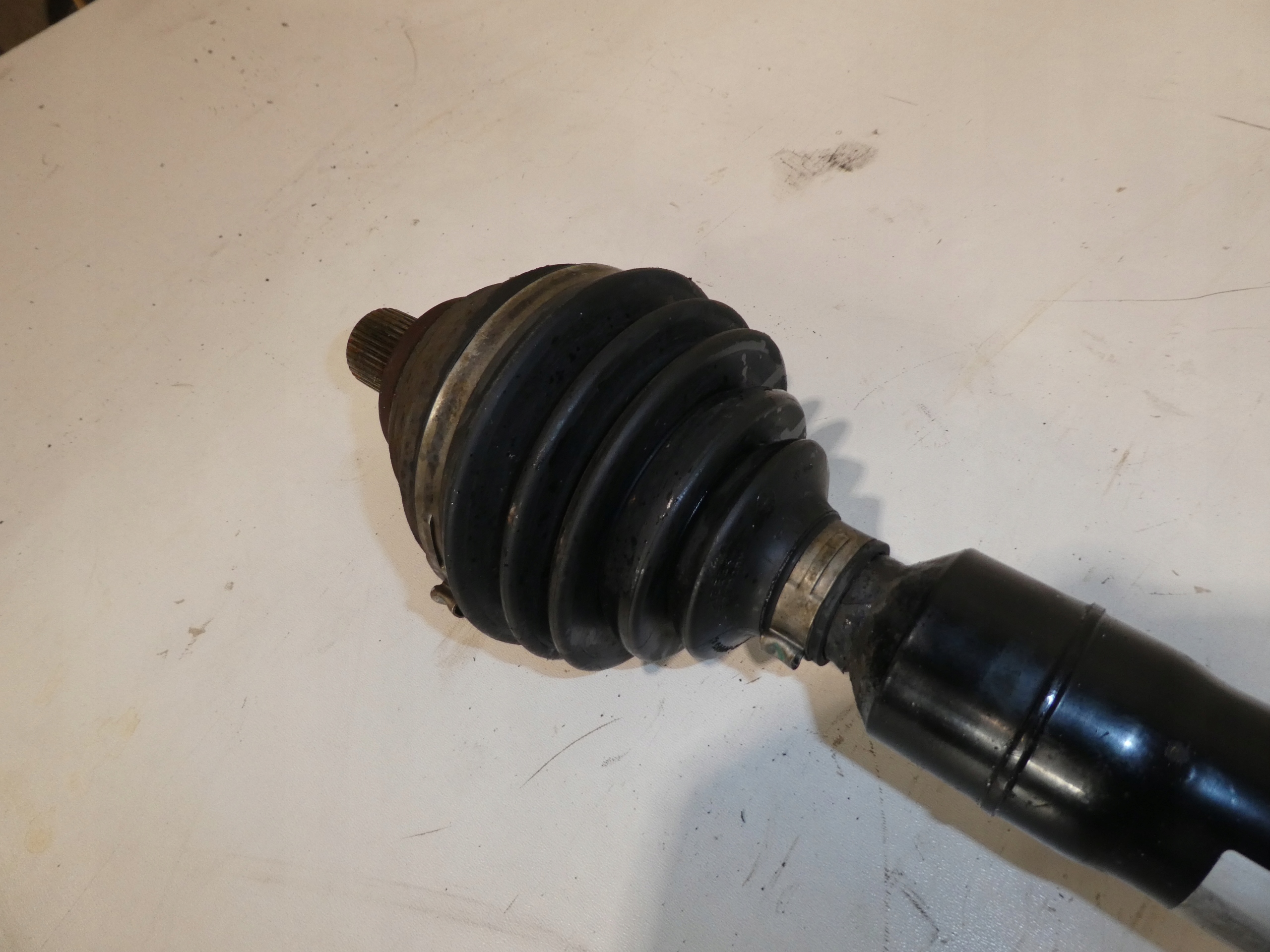 semi-axis right front AUDI SEAT SKODA 1K0407272RE