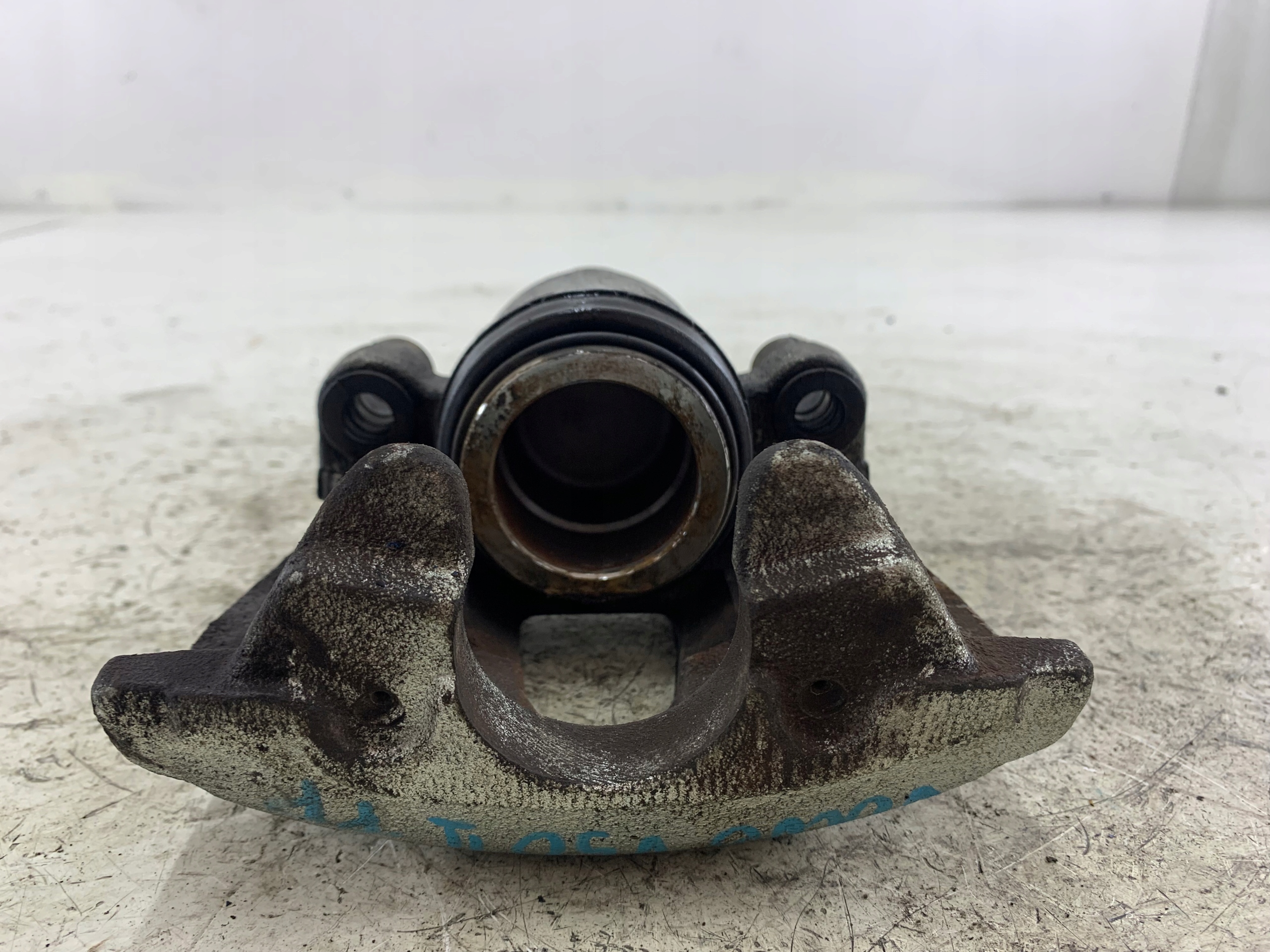 VOLVO V50 II caliper brake right front