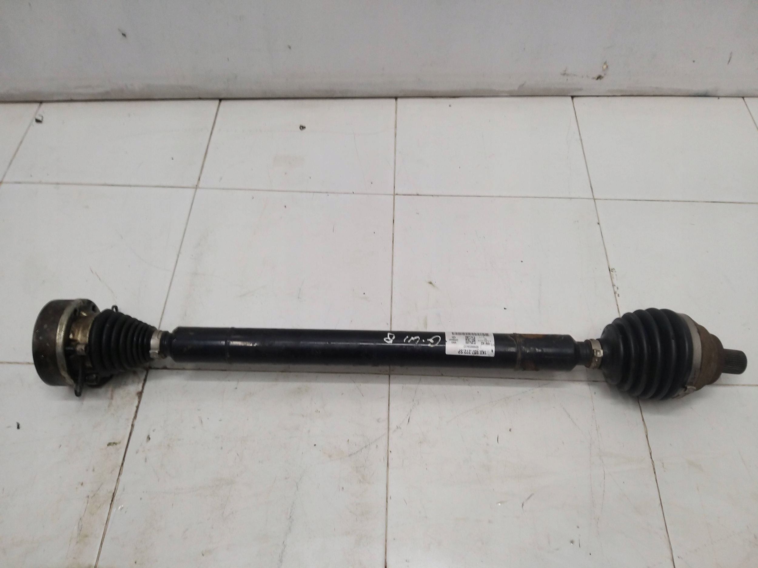 AUDI LEON III GOLF VII OCTAVIA III GOLF VII semi-axis right long DSG 1,6 TDI
