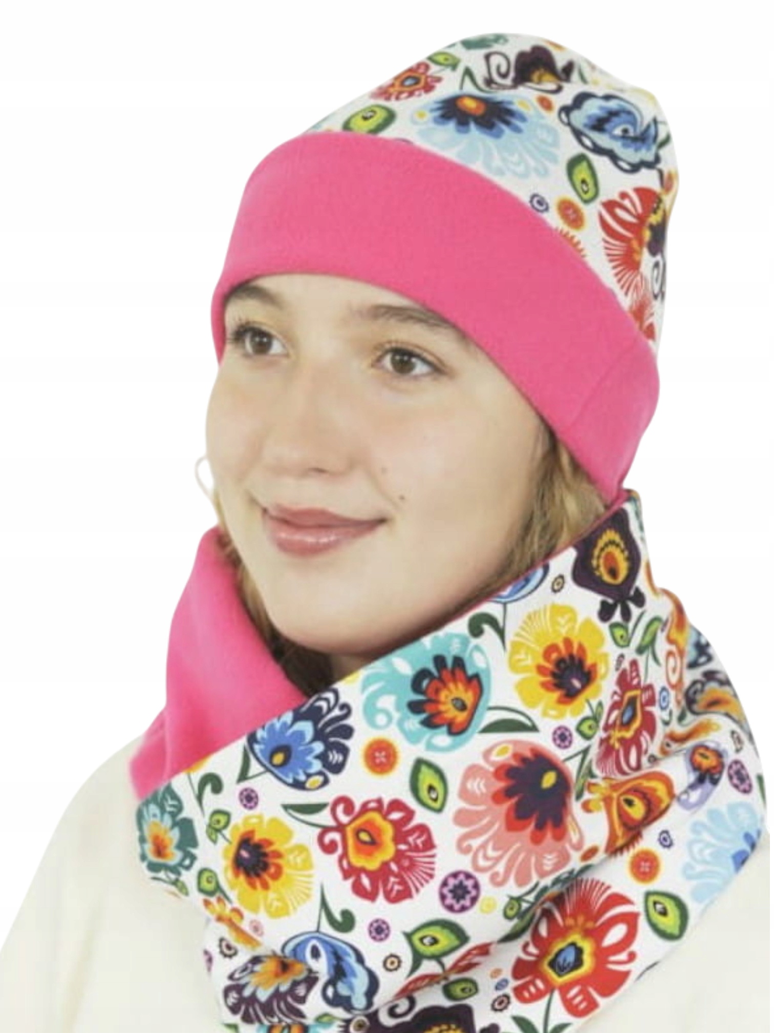 Růžová folková sada čepice a nákrčník Łowicz