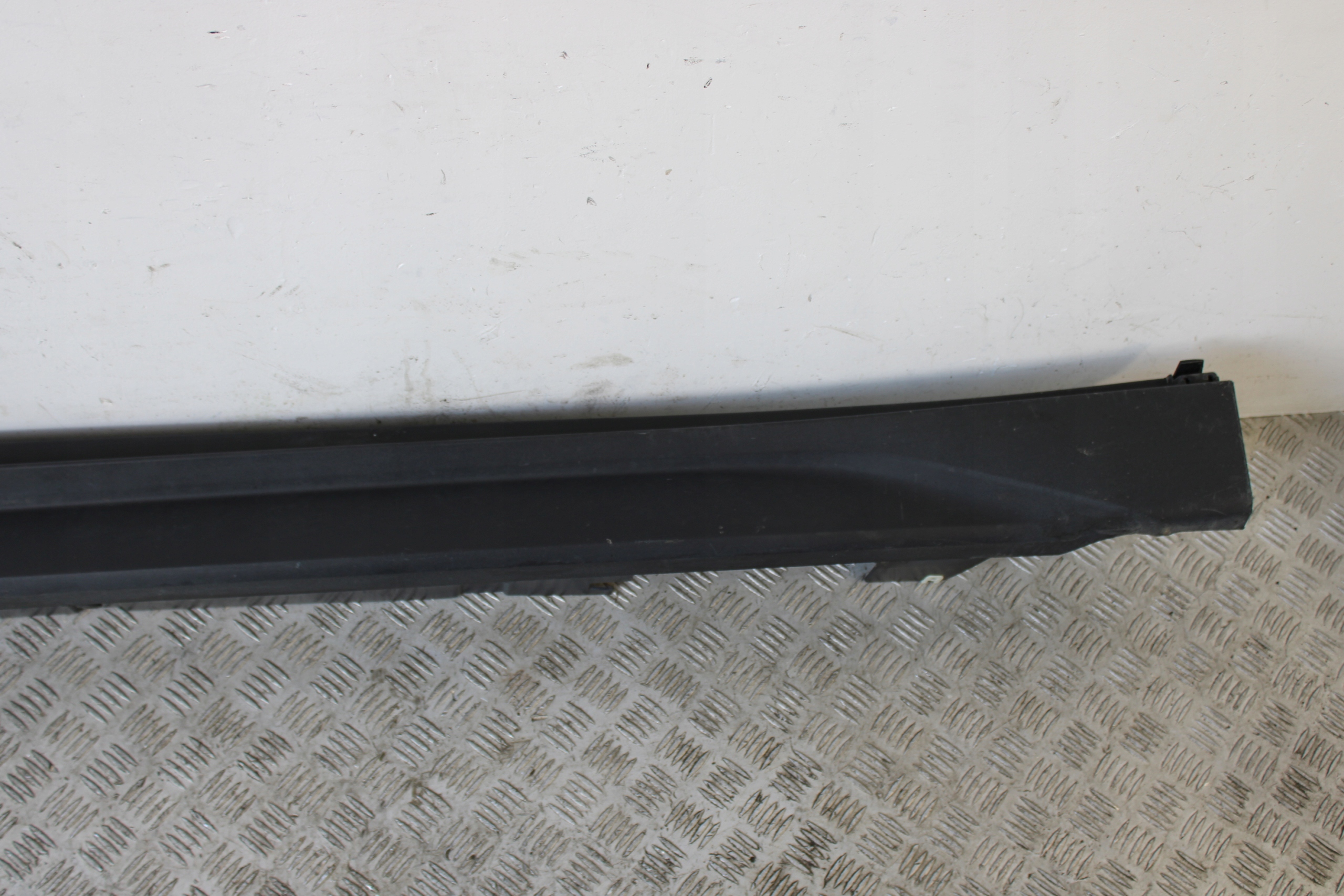 cap threshold threshold left BMW X1 F48 7332327