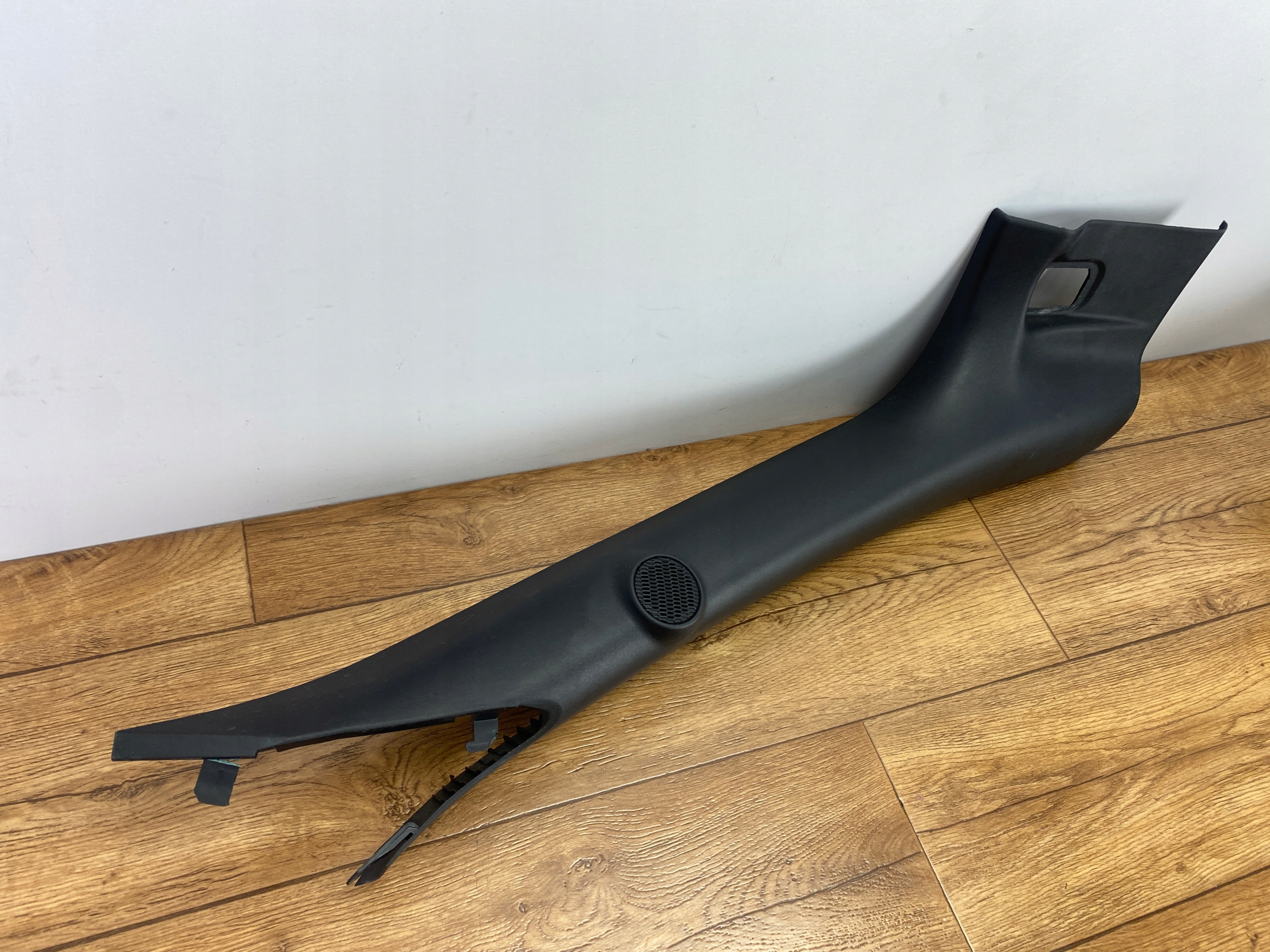 pillar A right panel Ford Mustang 2015+ USA