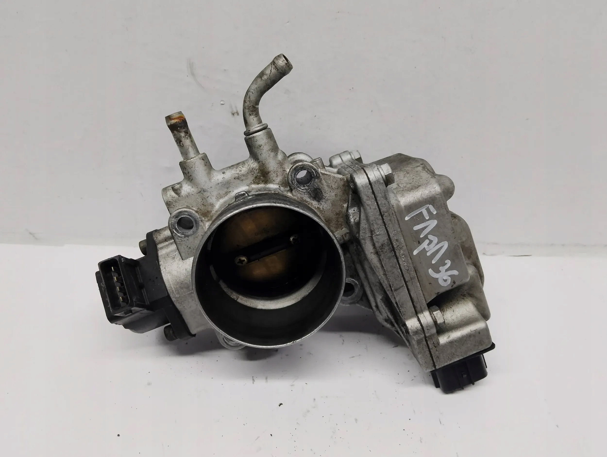 MITSUBISHI CARISMA Sensor PRZEPUSTNICY EAC60002