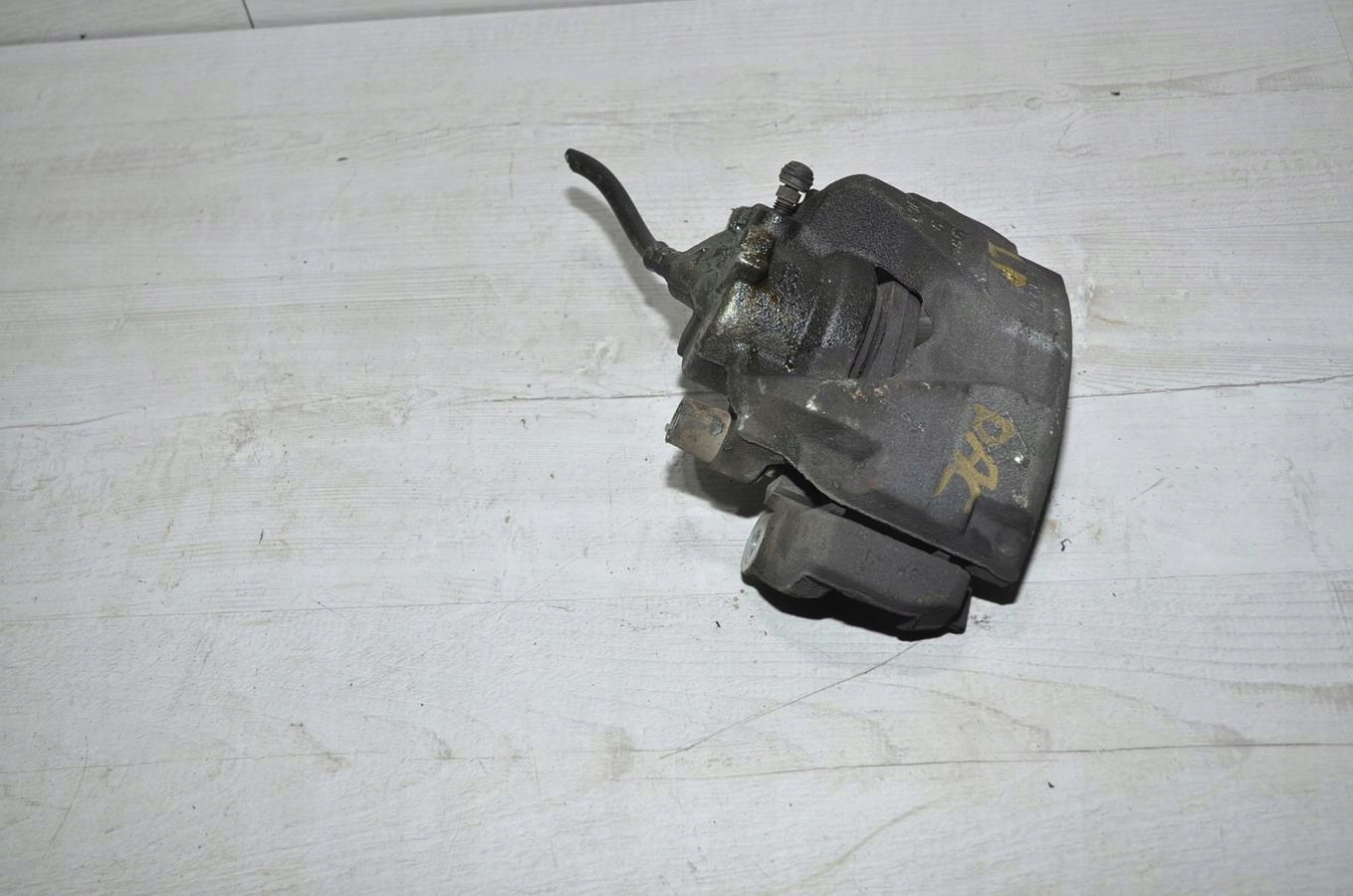 caliper left front Dacia Duster II 20r