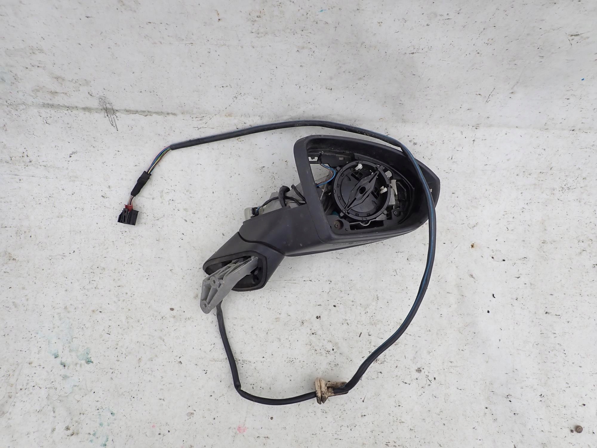 VW TOURAN II 2 15-> mirror front front right