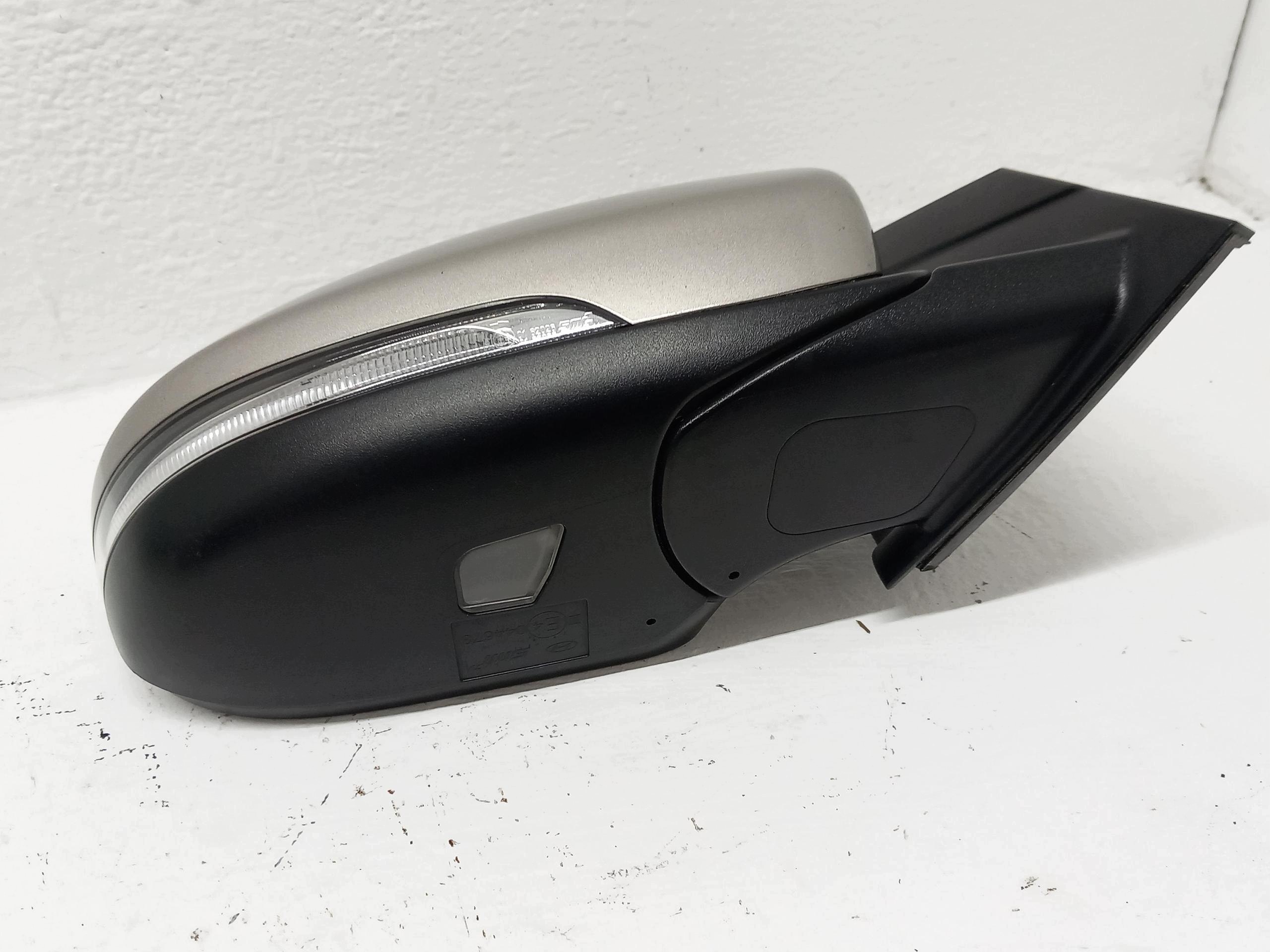 mirror right HYUNDAI TUCSON III 10PIN code LAKIERU Y3Y