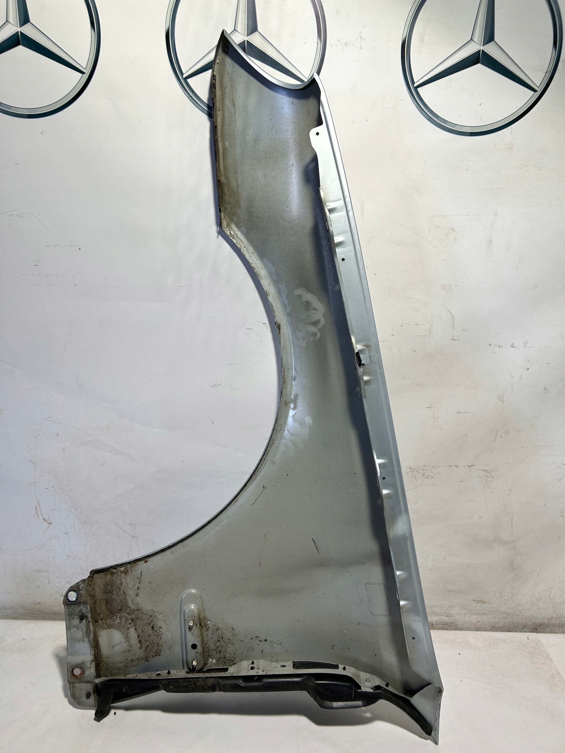 fender right front MERCEDES CLK W209 762 C762