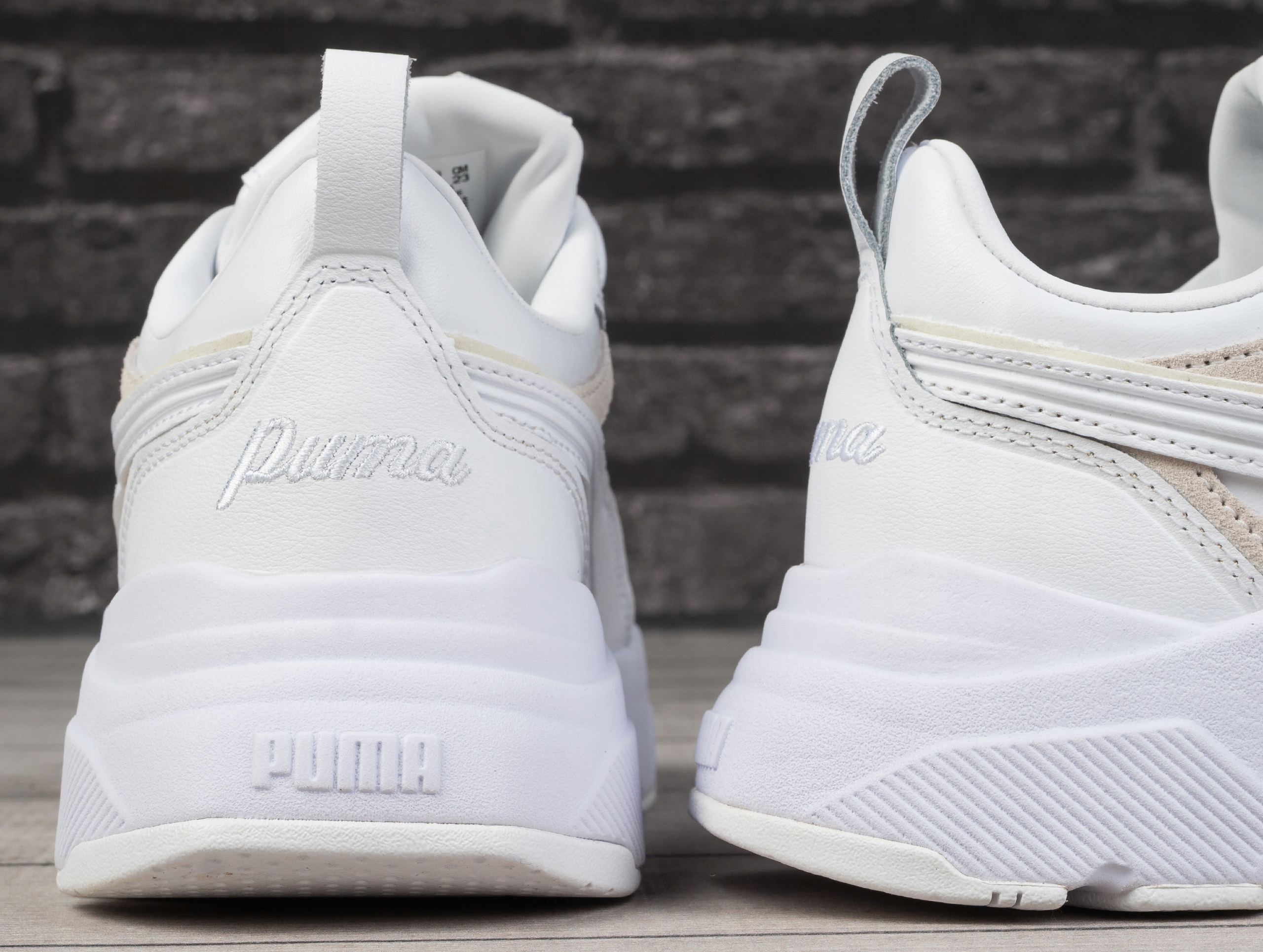 Buty sportowe damskie Puma CASSIA LUX 397837 01 Rozmiar 38