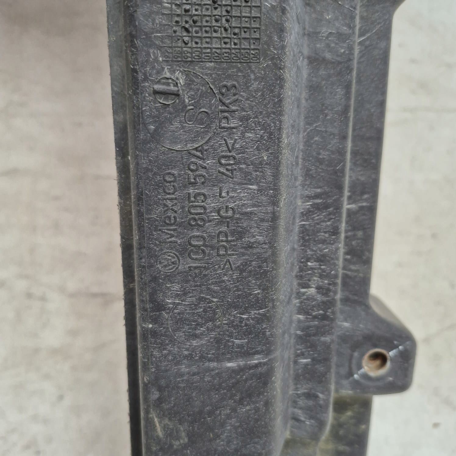 VW NEW BEETLE 97-11 support panel for radiators pillar front