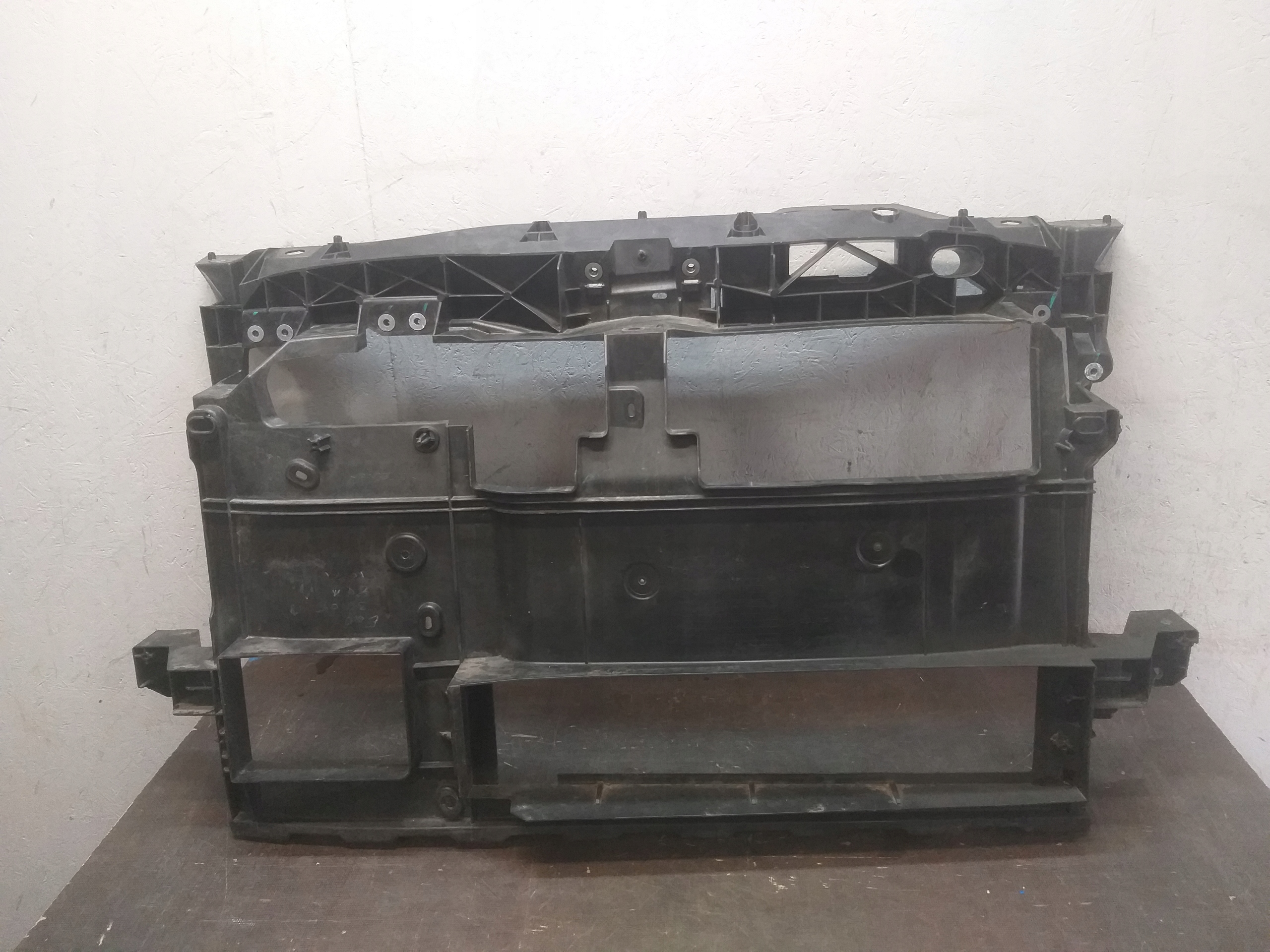 support panel for radiators RENAULT SCENIC IV 4 625000833R