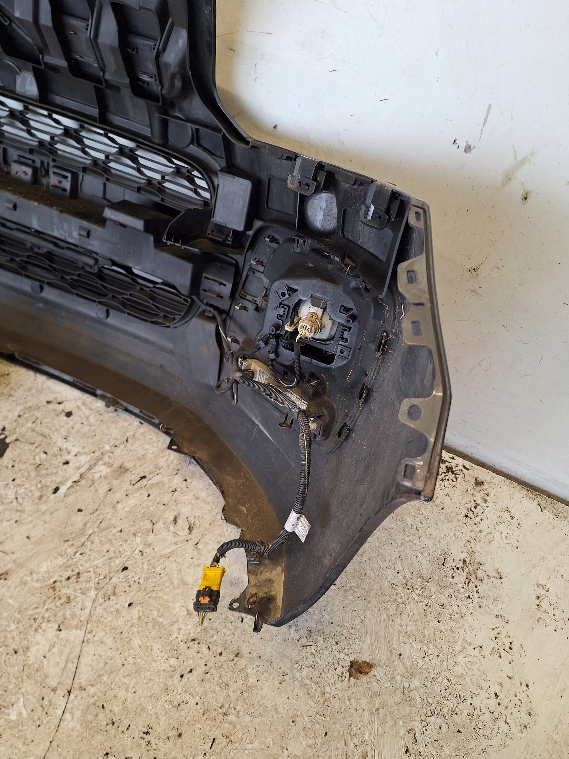 CITROEN C3 PICASSO LIFT 12-15 bumper + LED