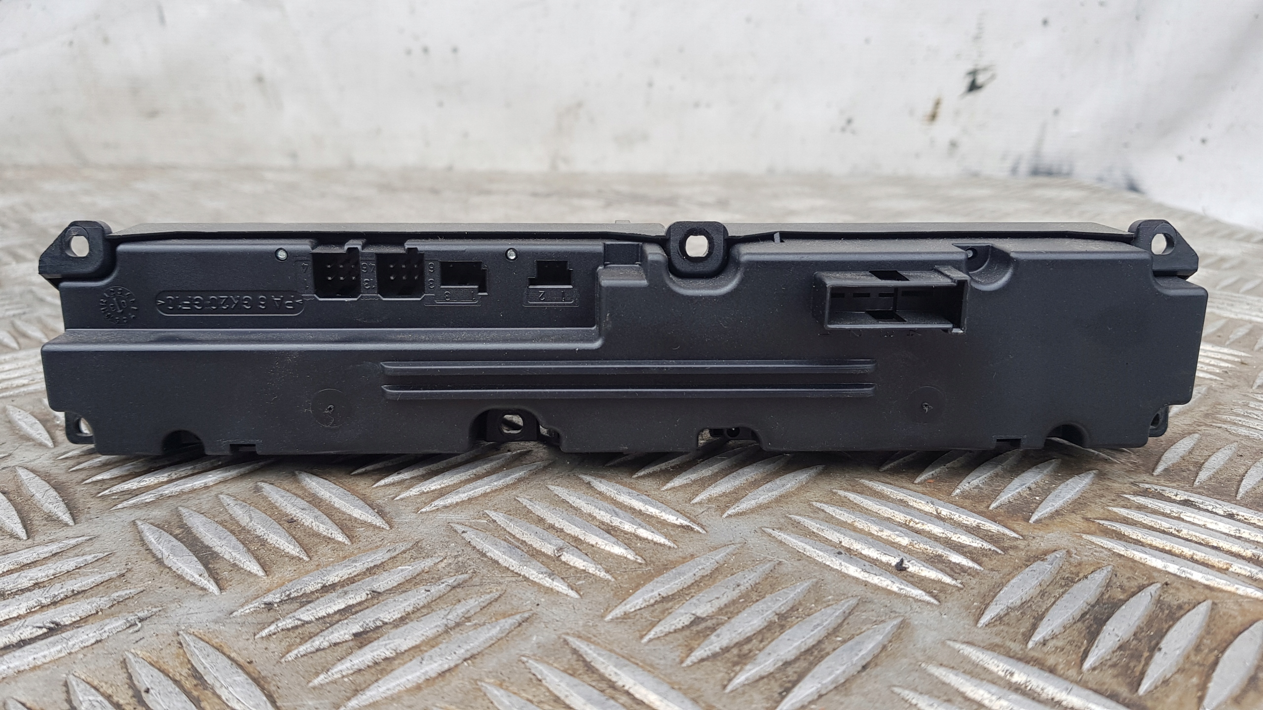 MERCEDES W203 PANEL STEROWNIANIA Commandes