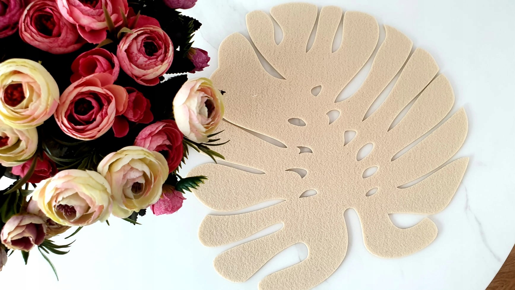 

Podkładka mata filc Liść Ecru