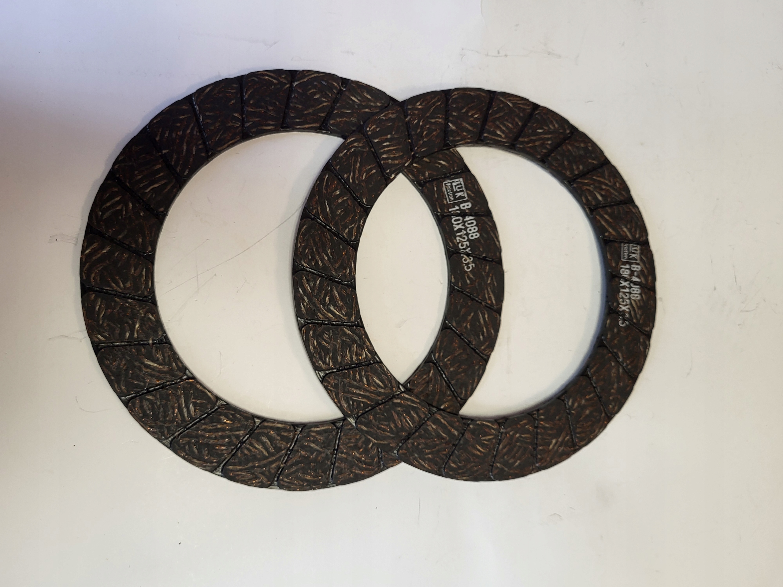 OKŁADZINA TARCZY SPRZĘGŁA 180X125X3,5 LUK