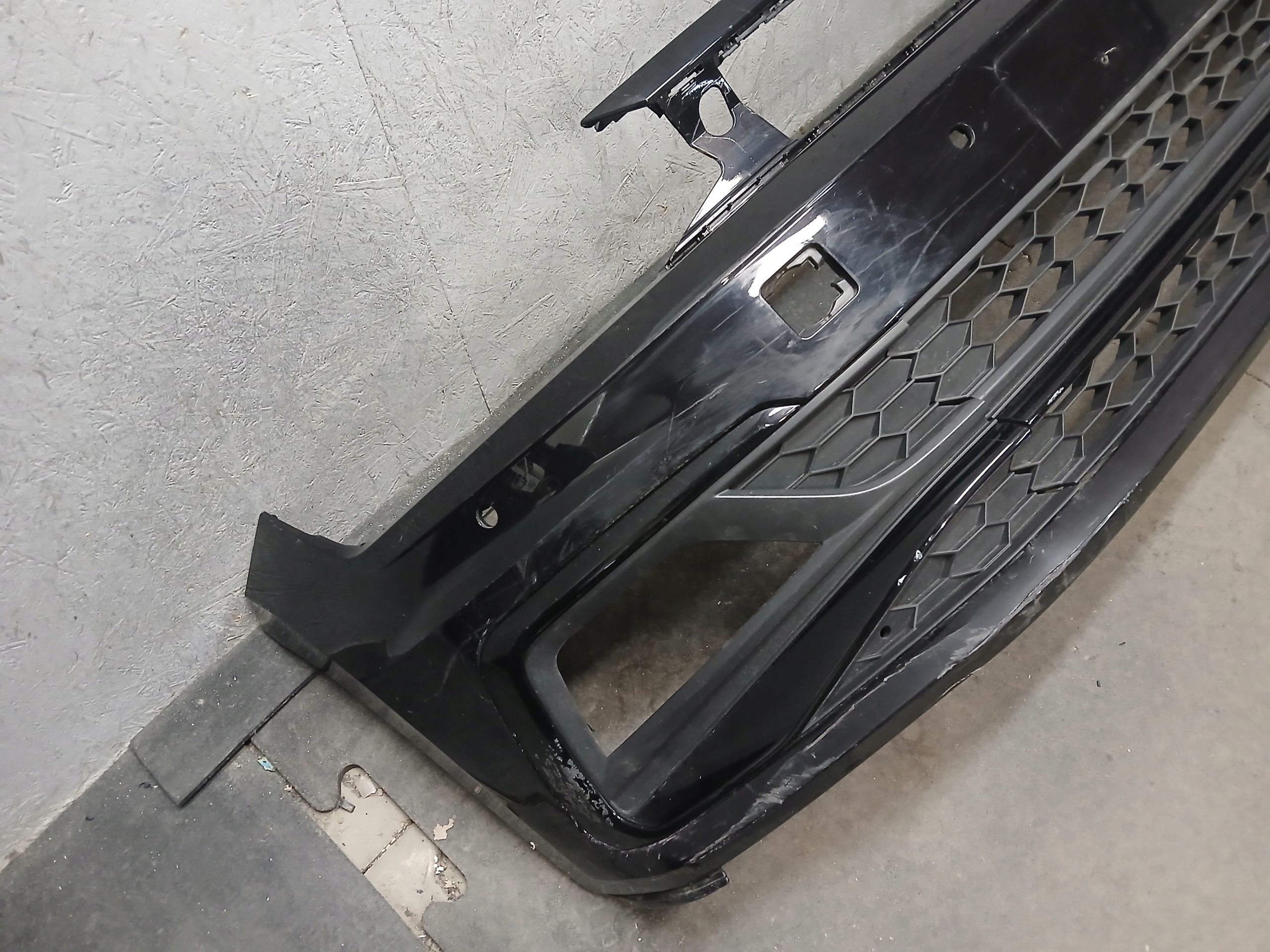 nárazník předek VW POLO GTI 2G 17