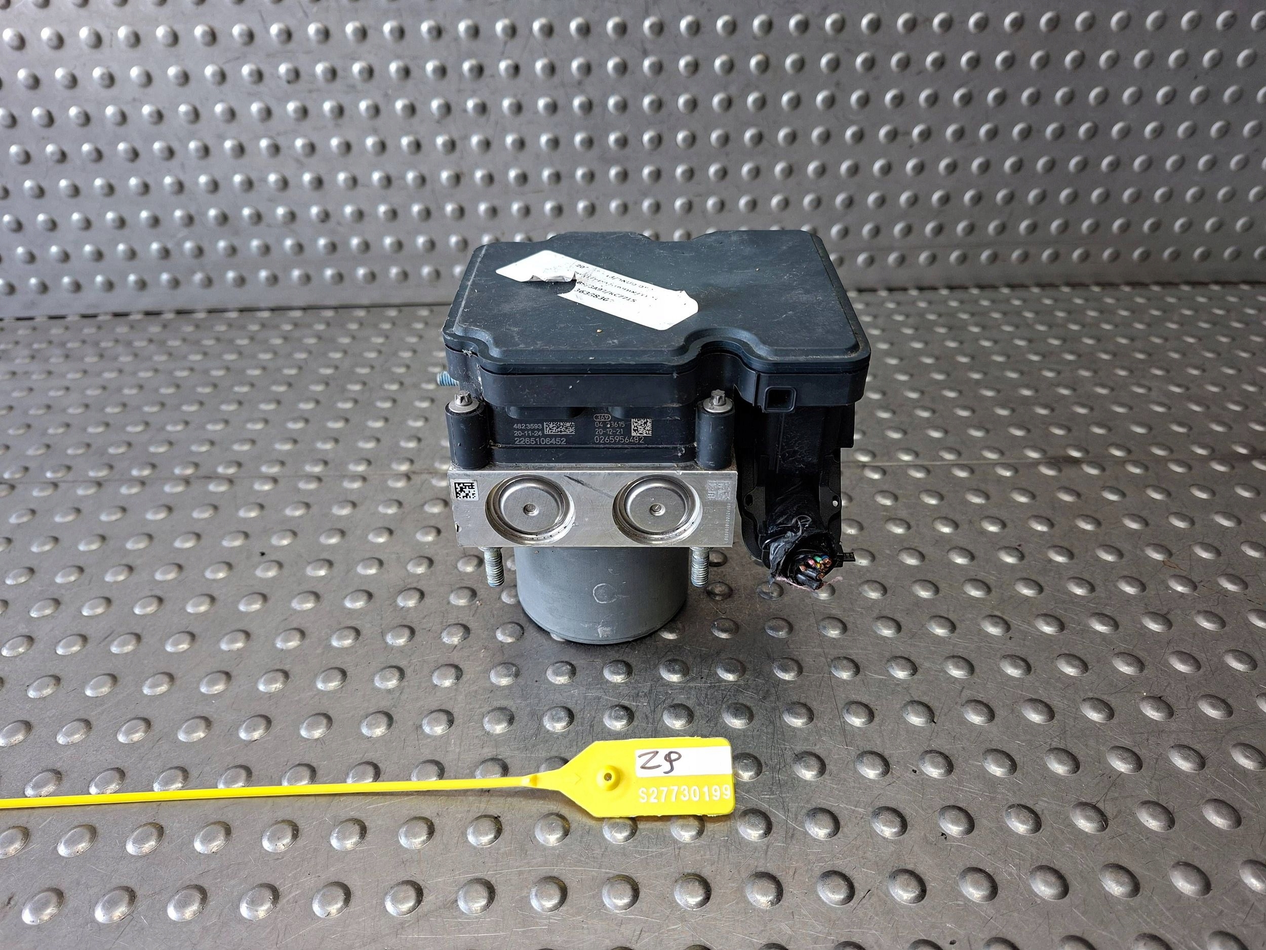 pump control unit ABS MITSUBISHI SPACE STAR II 13- 4670B494 0265956482
