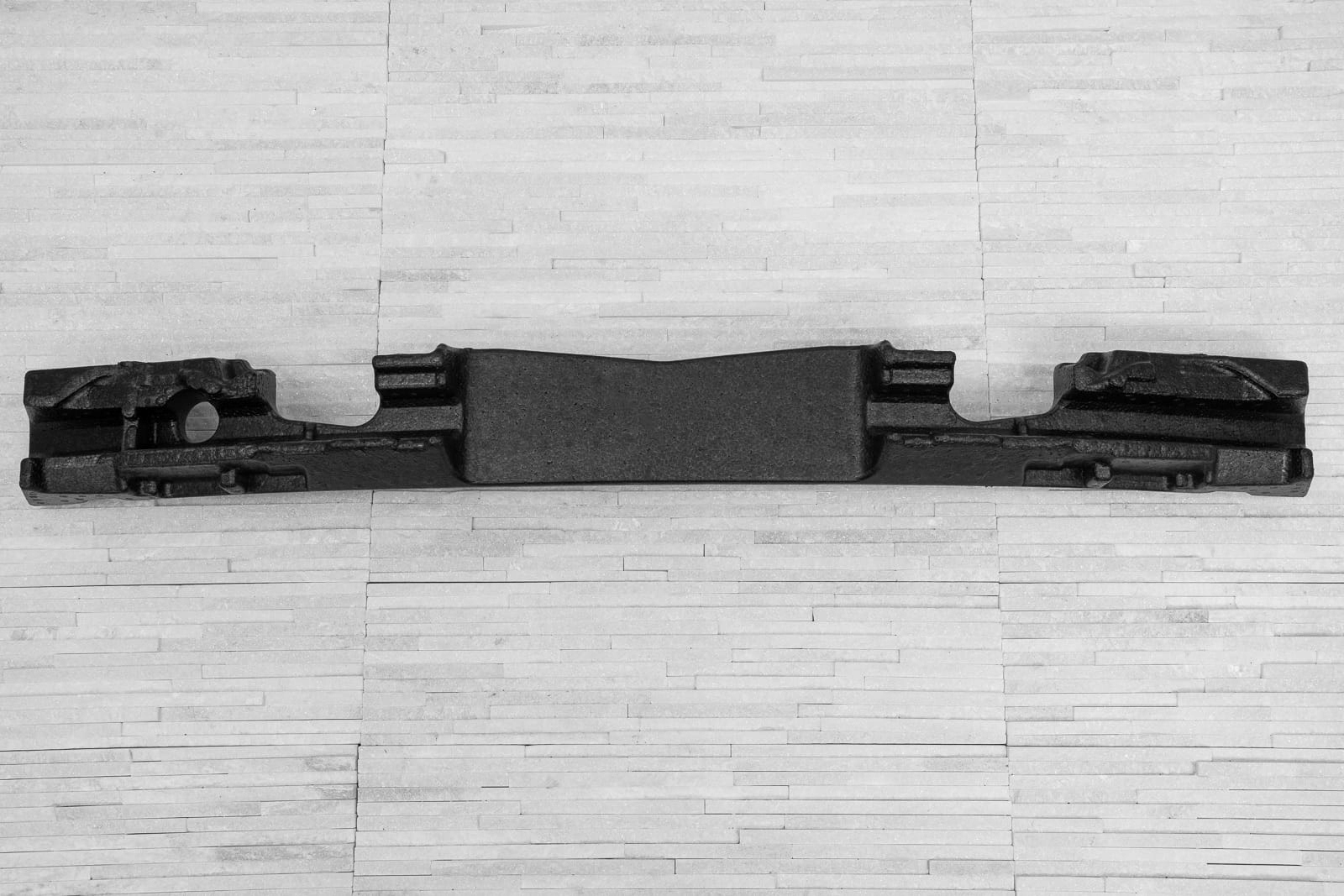 MERCEDES GLK X204 ABSORBER ZDERZAKA A2048854237 Strona zabudowy przód