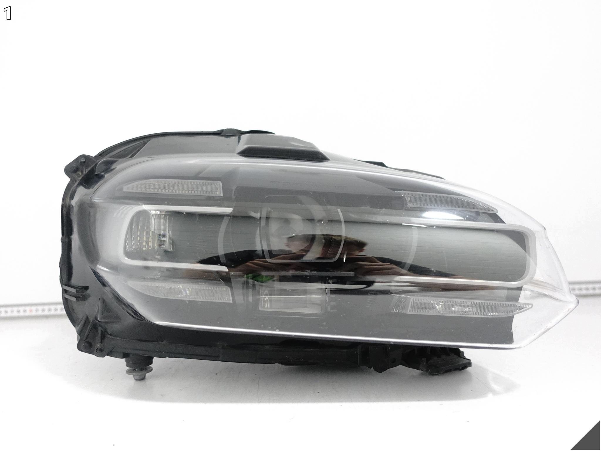 PORSCHE TAYCAN 9J1 19-24 light FULL LED MATRIX PDLS+ right front EUROPA
