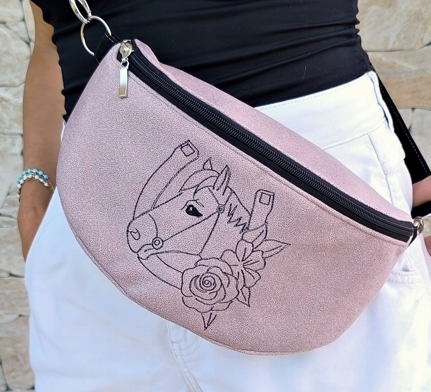 ledvinka dívčí ledvinka přes rameno s koněm starorůžová