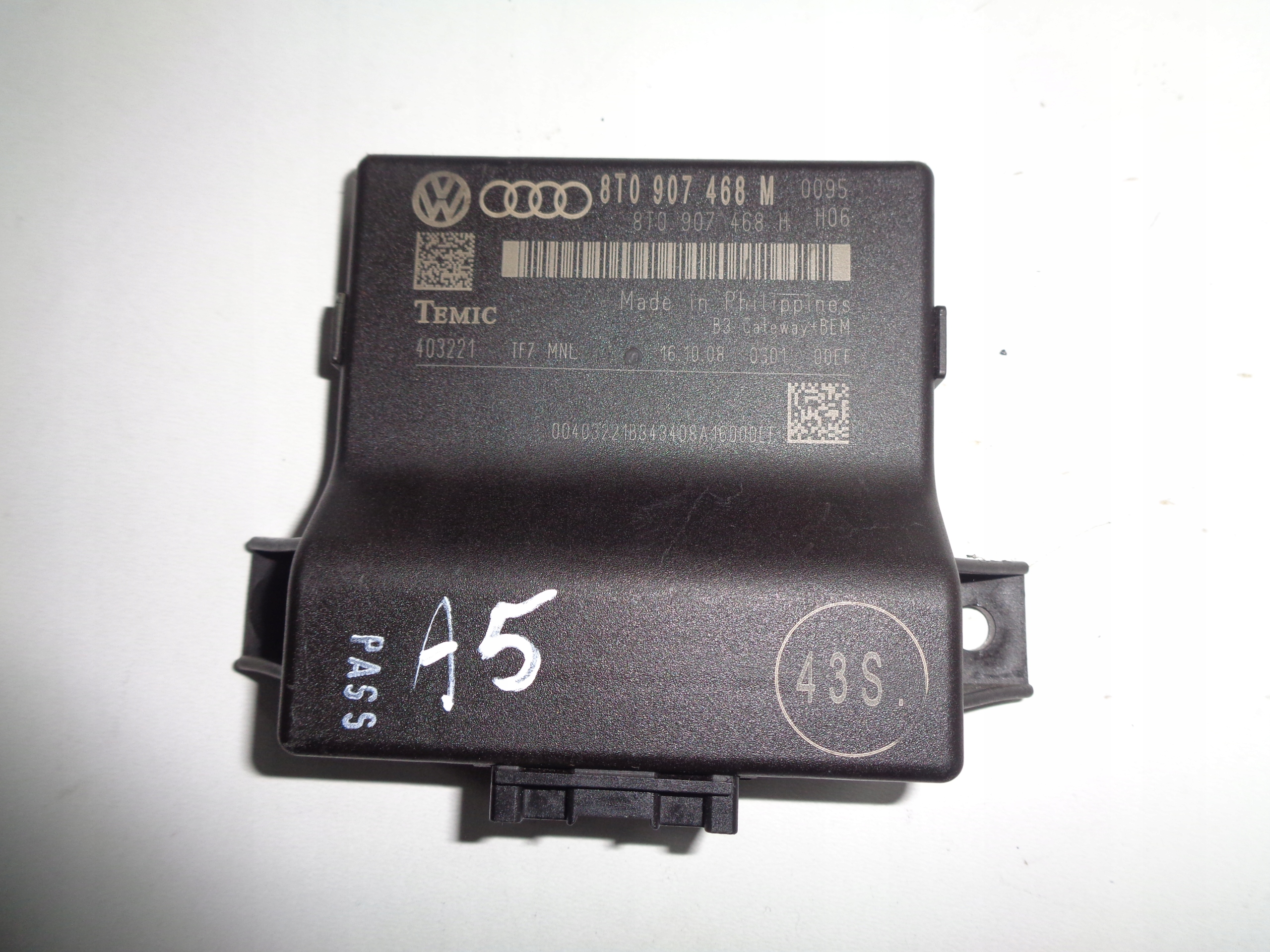блок комфорта диагност Audi OE 8T0907468M