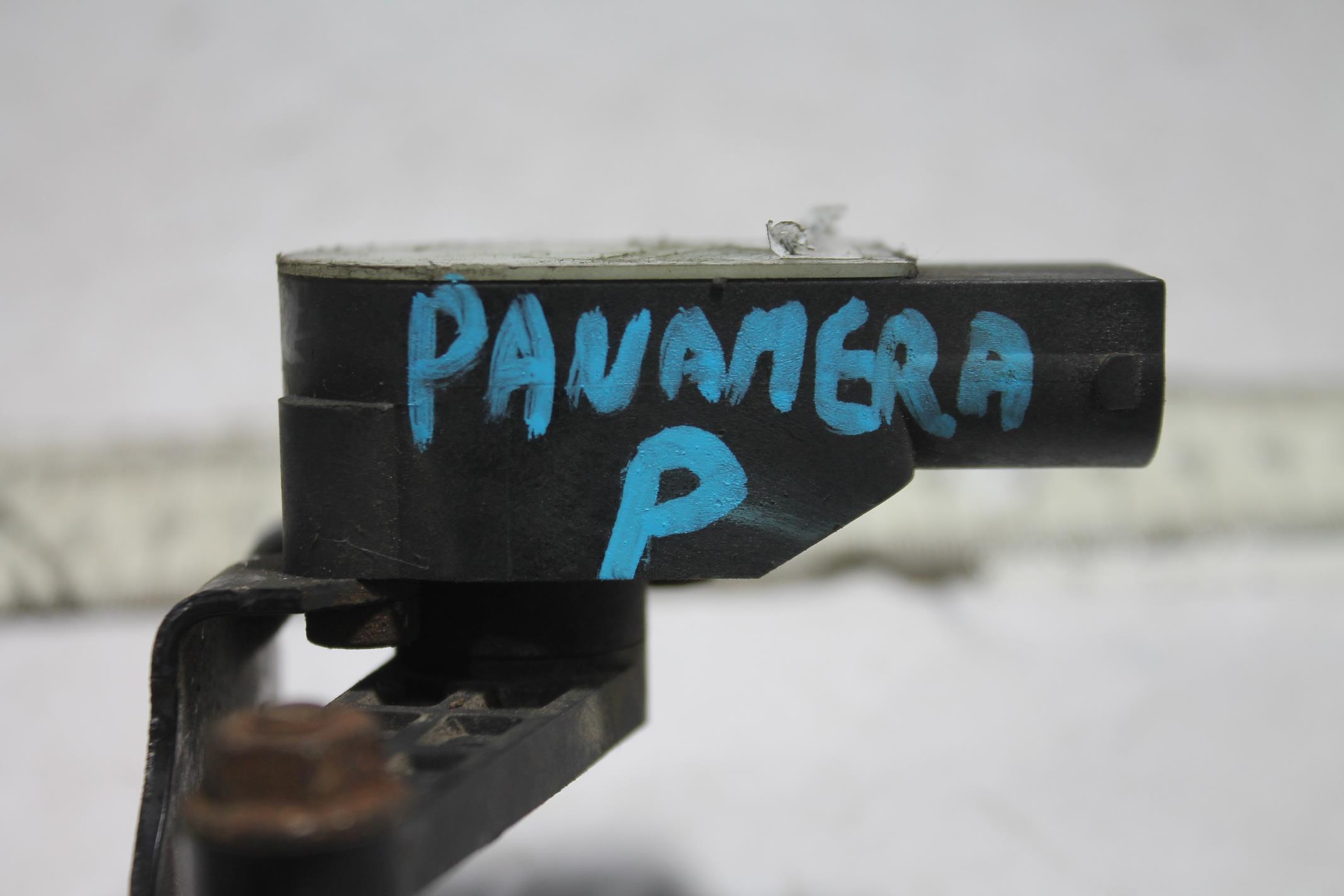 sensor levelling 6PM008161-52 PANAMERA 970