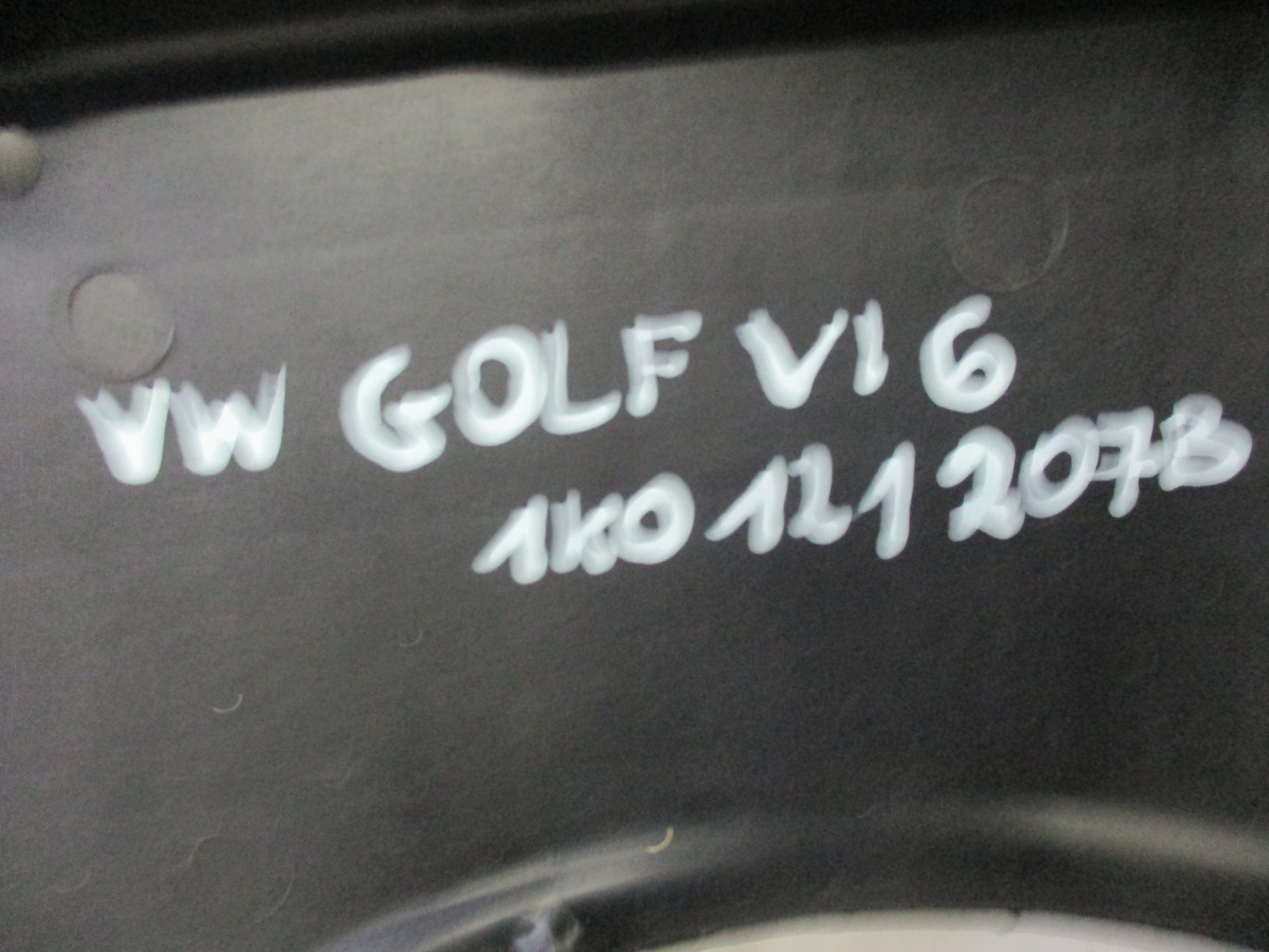 obal ventylátorov VW Golf VI 1K0121207B