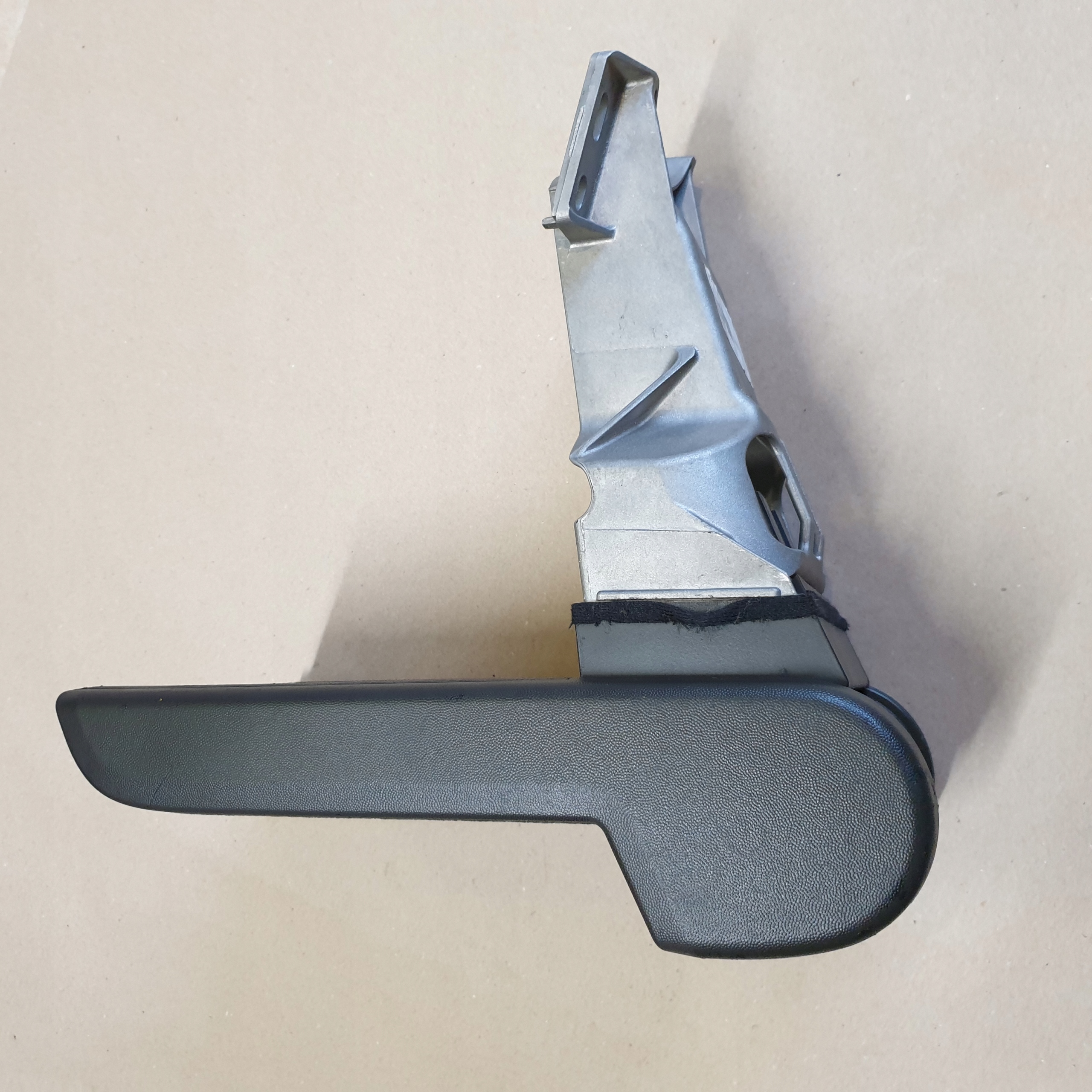 бардачок консоль подлокотника воздухозаборник жалюзи opel Vectra C