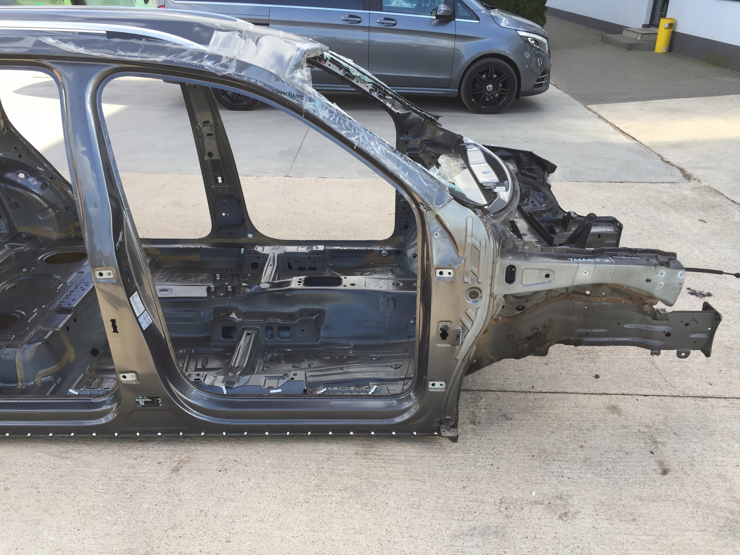 SEAT TARRACO 2021 ĆWIARTKA PRZÓD LEWA Typ samochodu 4x4/SUV