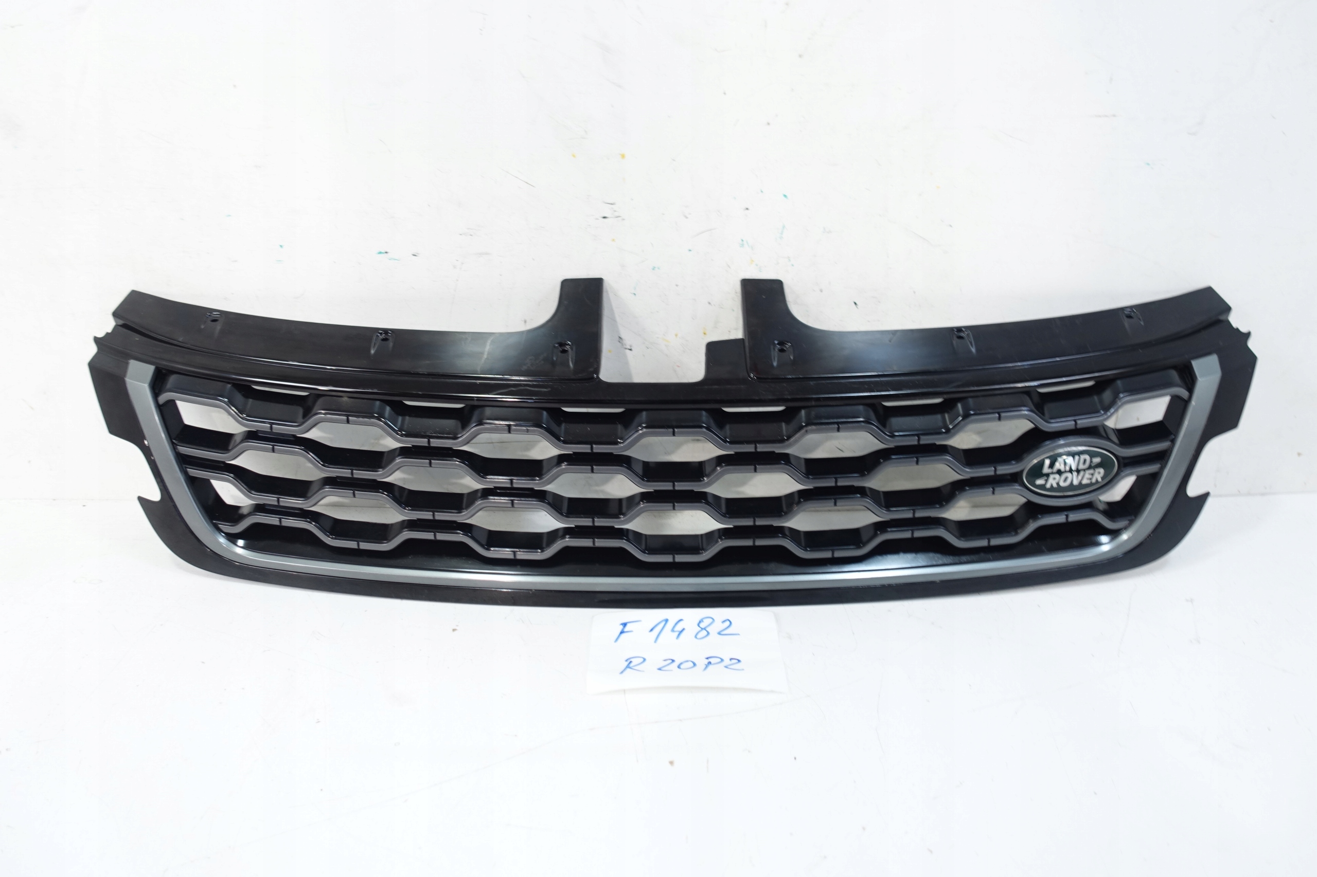 LAND ROVER EVOQUE II 2019- front PREKLADgrill radiator K8D2-8200A K8D2-8200B