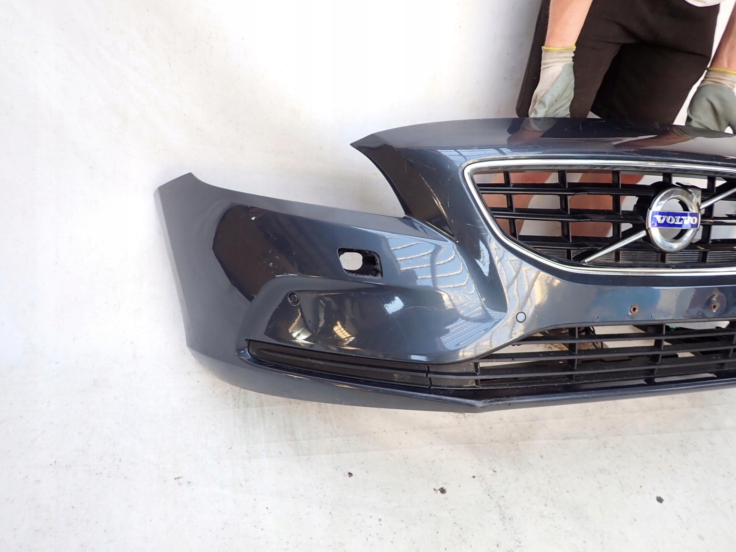 VOLVO V40 II 12-16 bumper front front PDC