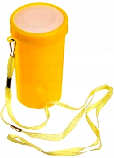 GŁOŚNA TRĄBKA KIBICA WUWUZELA GWIZDEK MECZ STRAJK