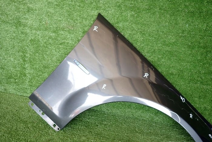 MERCEDES W204 204 C-KLASA fender right front front