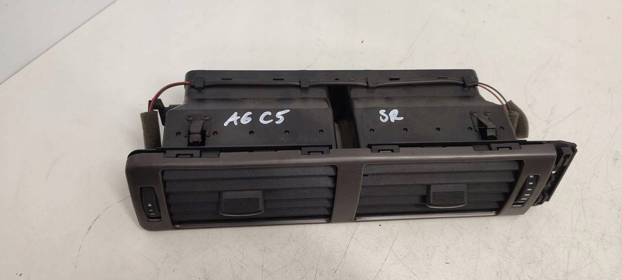 Kratki des lüfters komplet Audi A6 C5 2,5 TDI