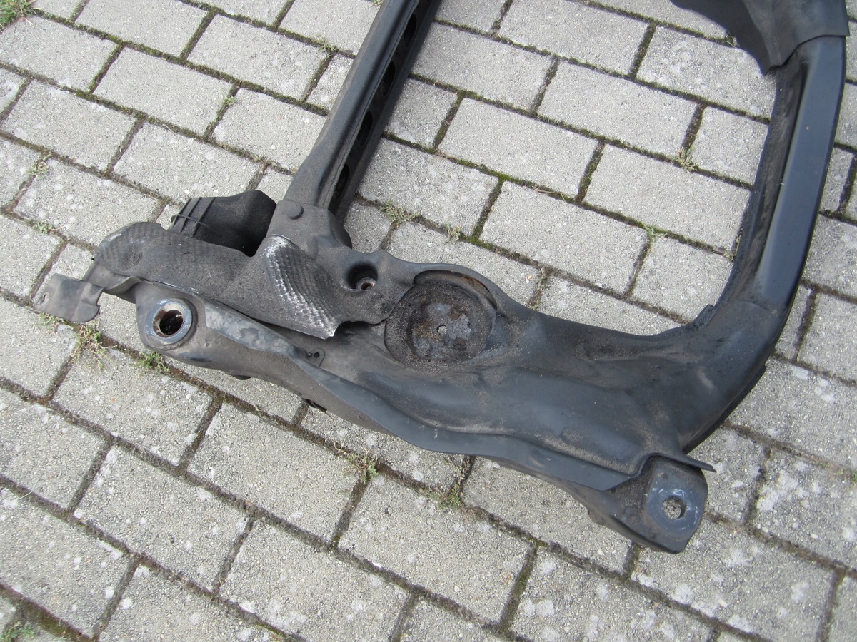 axle beam subframe of the engine Mercedes W221 S320 3.0 CDI
