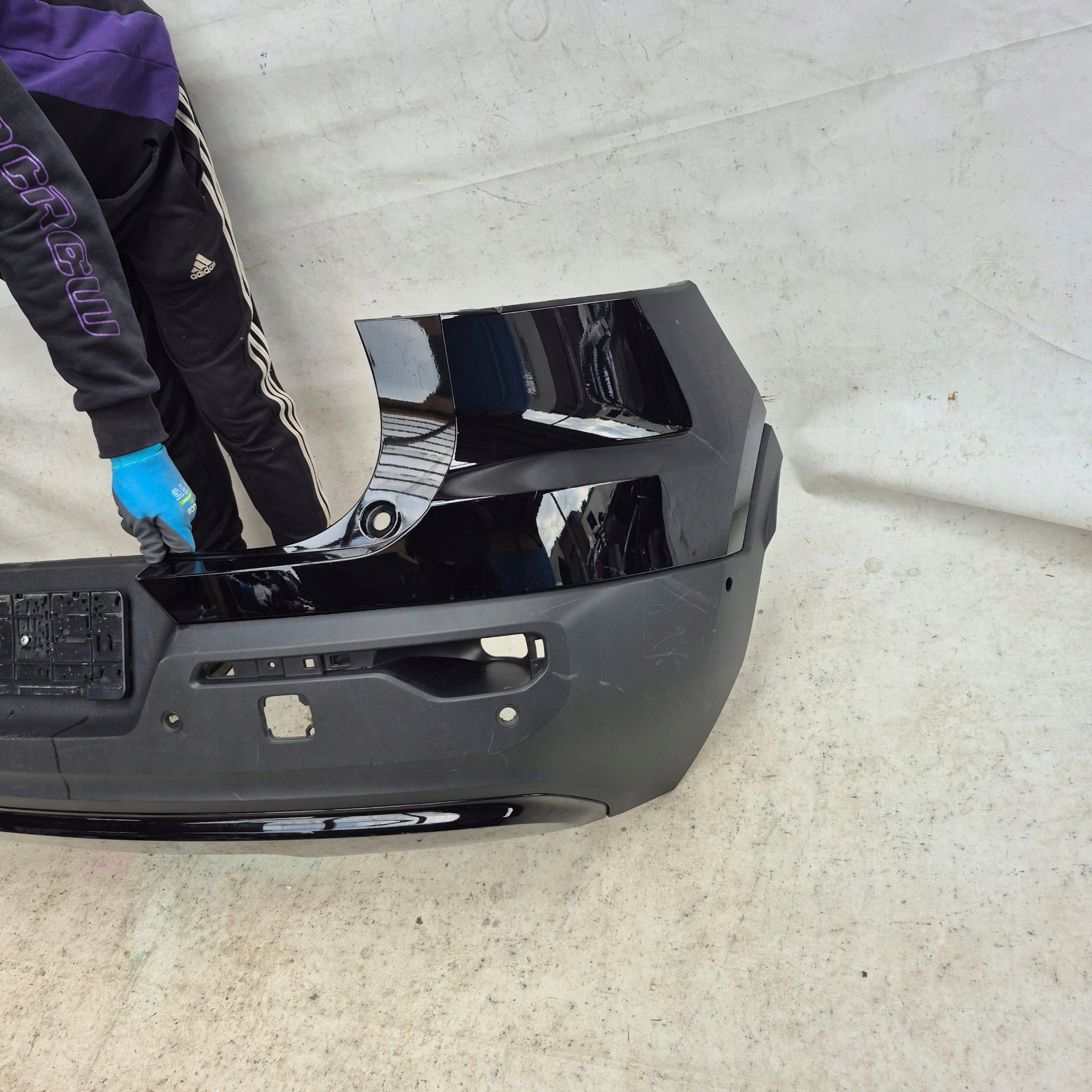 VOLVO XC40 17-> bumper rear part rear PDC