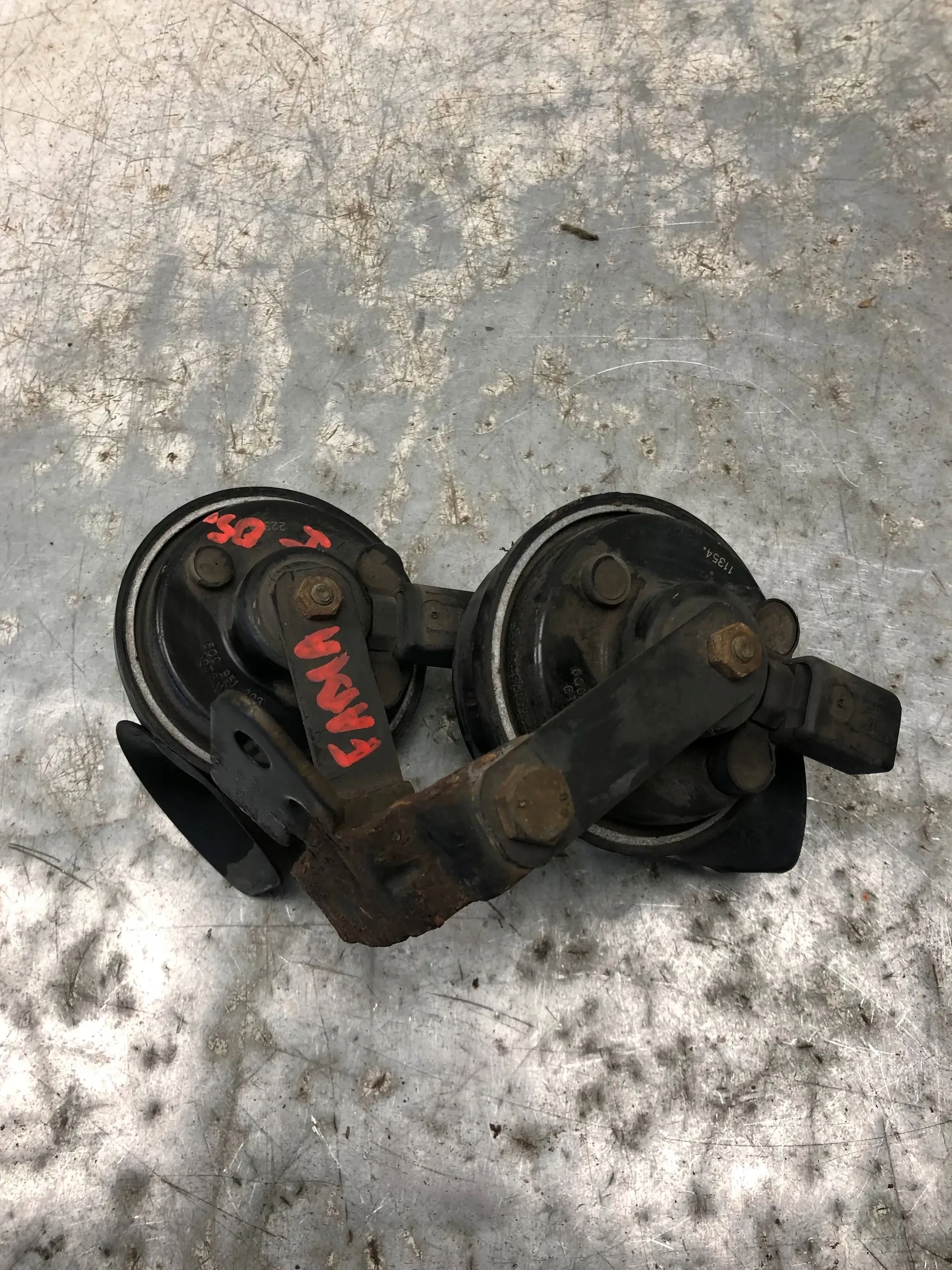 KLAKSON staffa SKODA FABIA e 6Q0951182A