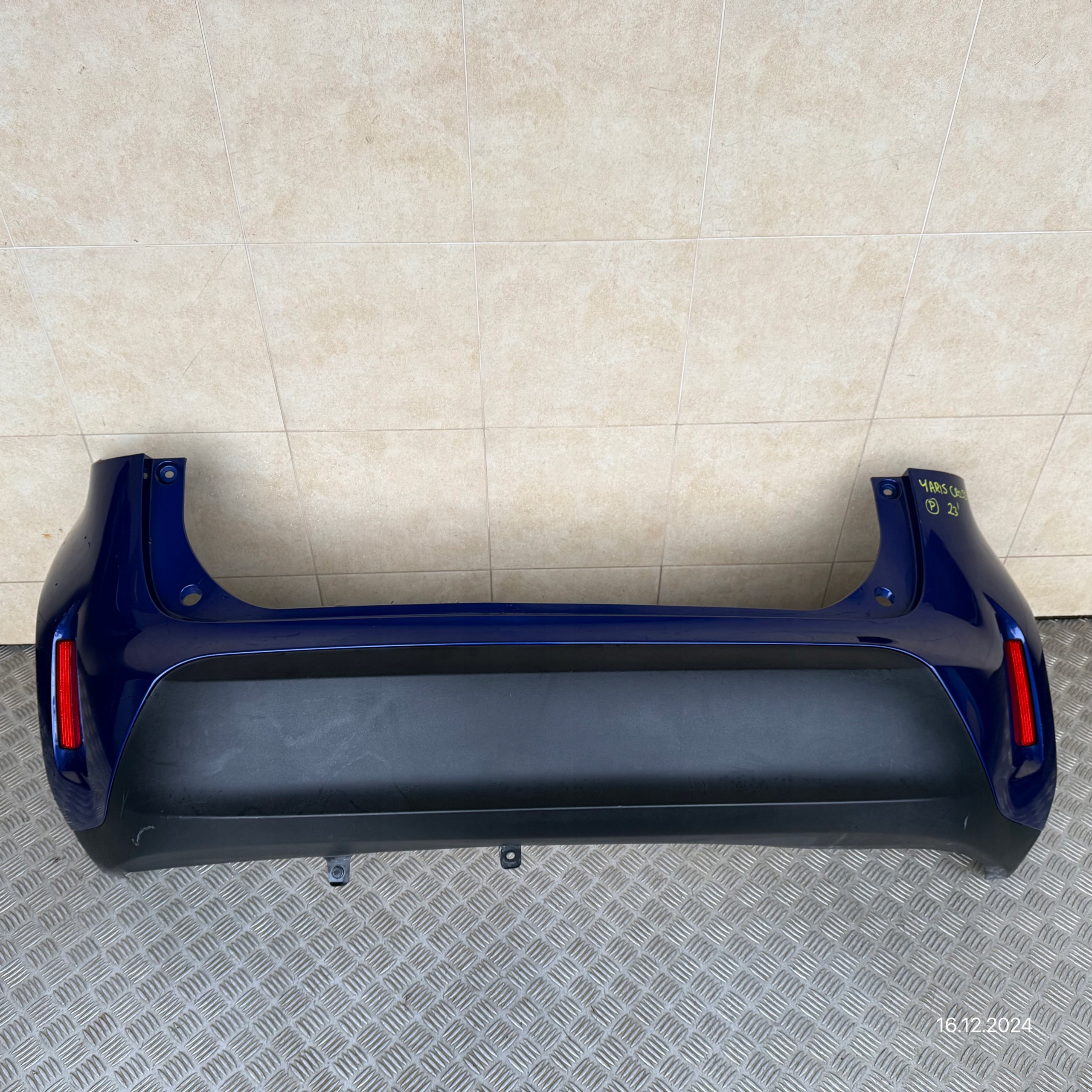 bumper rear complete TOYOTA YARIS CROSS 2023 ROK