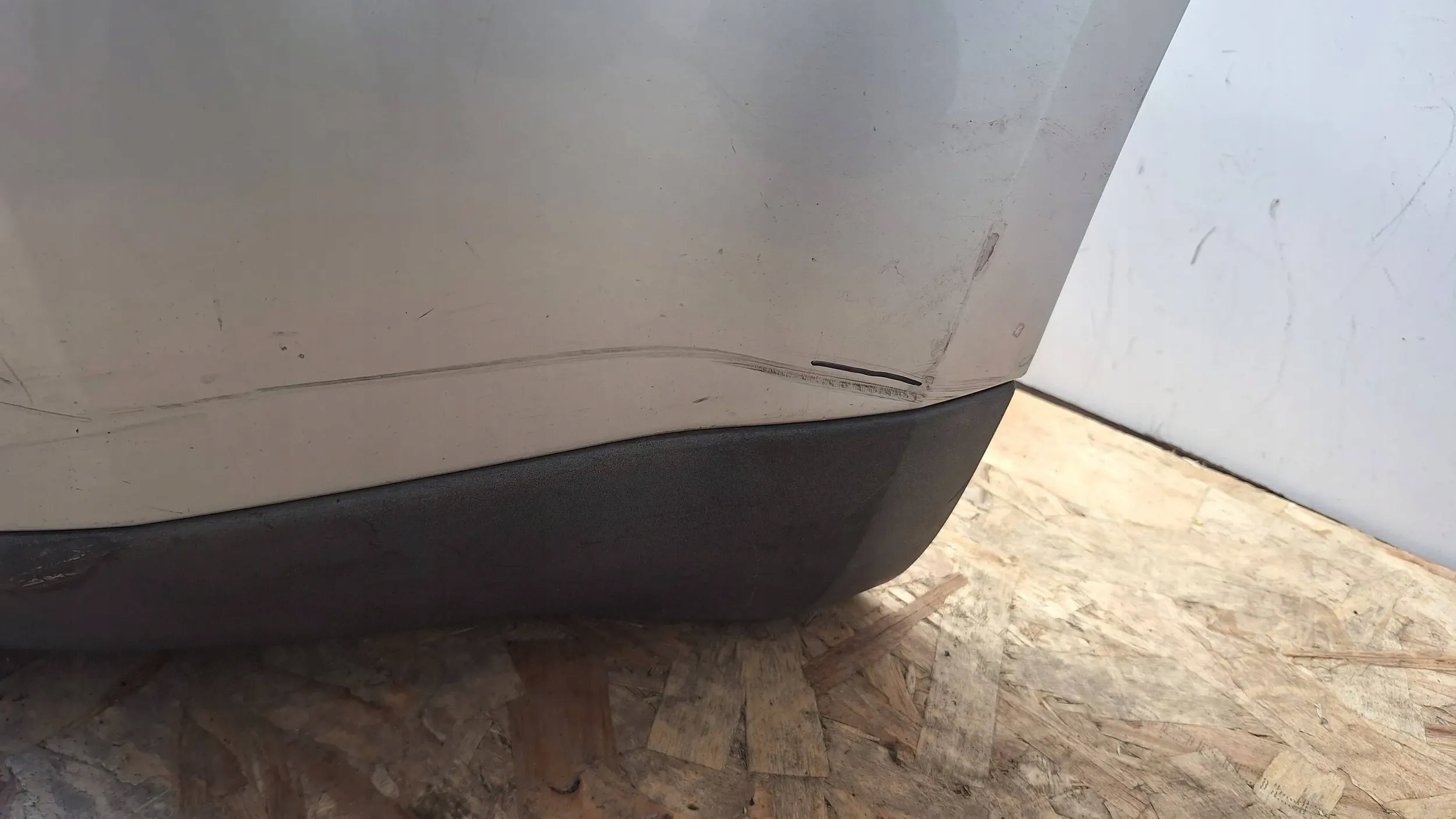 bumper front 3M51-R17757-A Ford C-Max Mk1 03